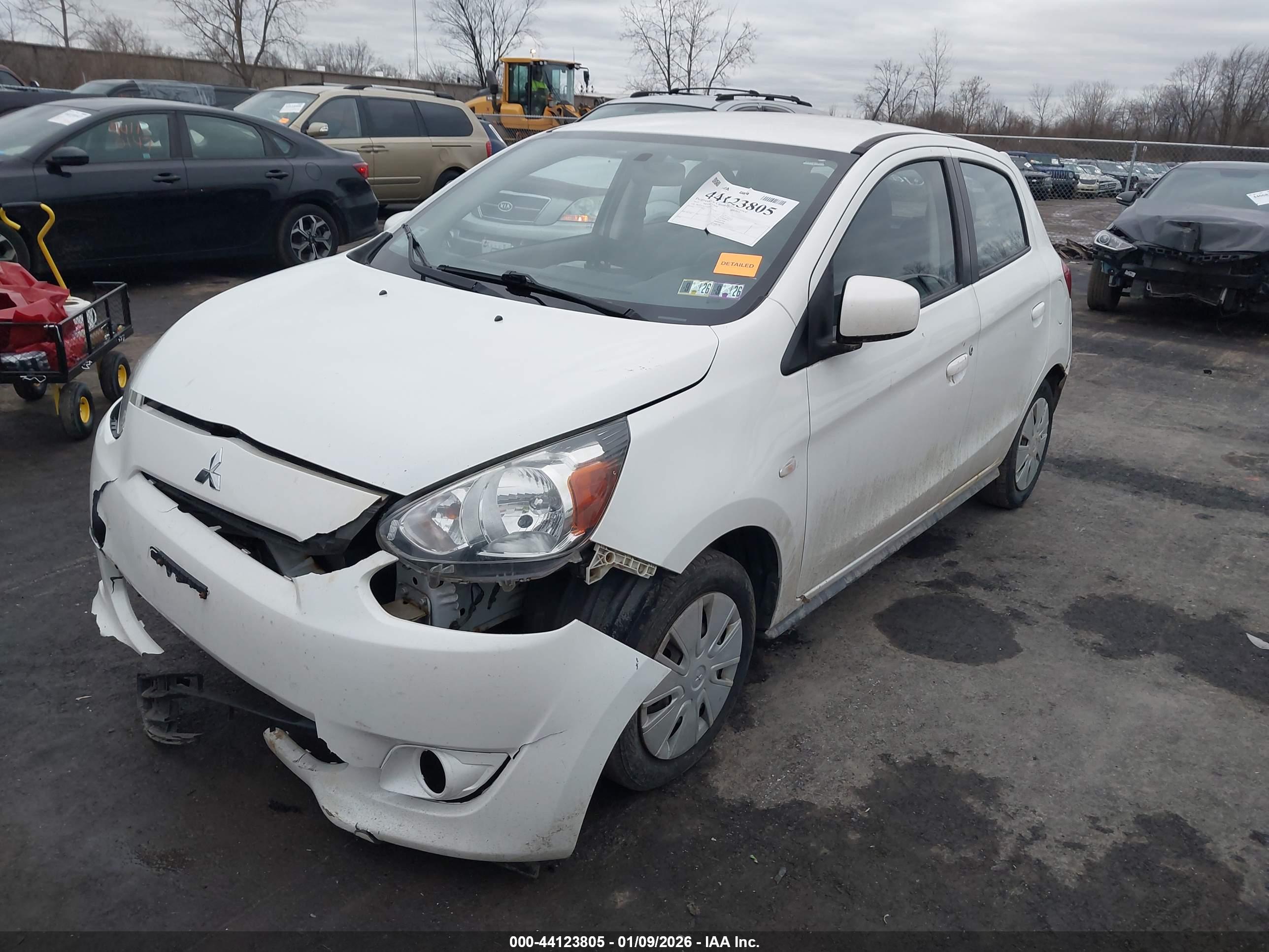 MITSUBISHI MIRAGE image 2
