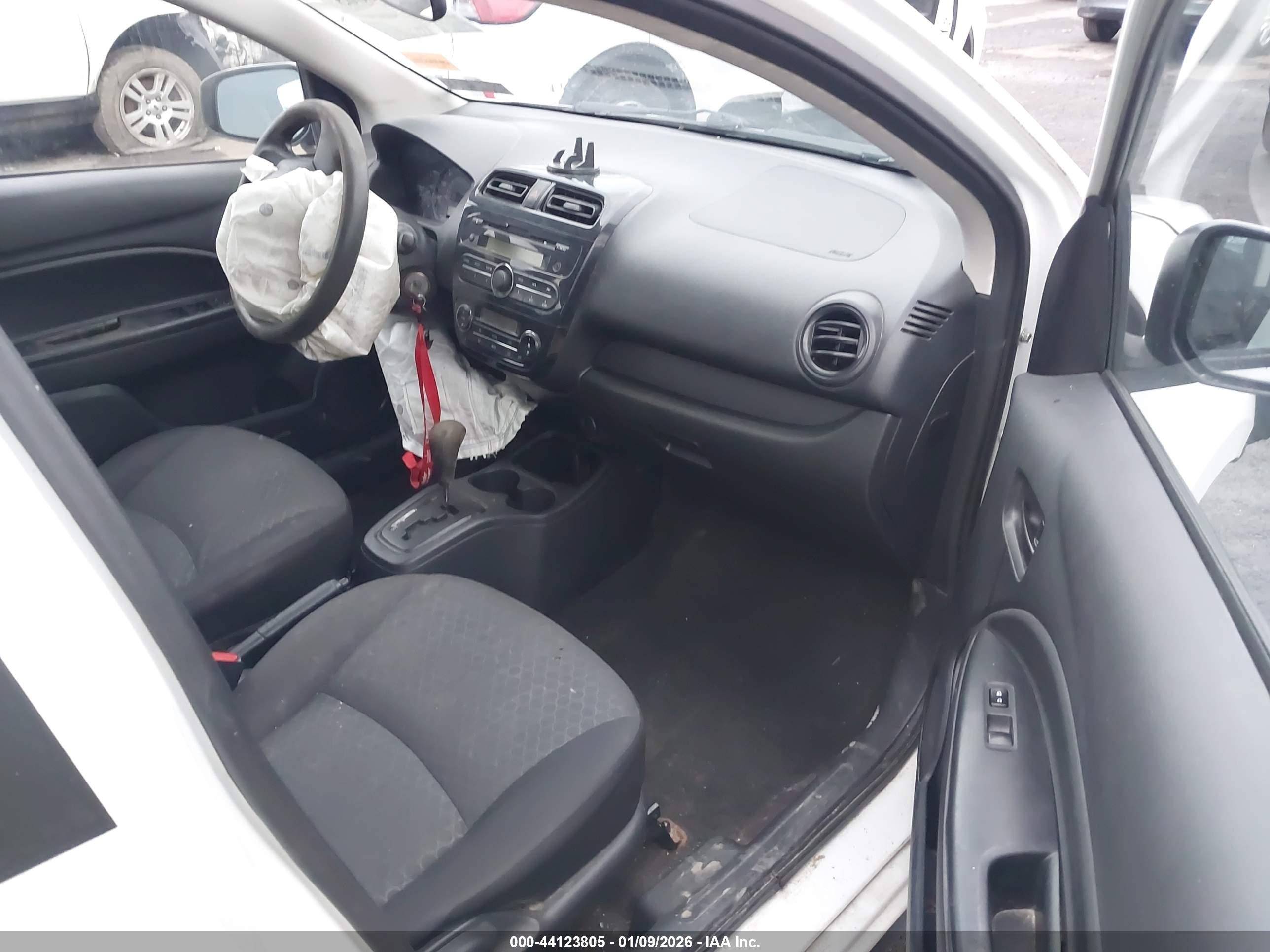 MITSUBISHI MIRAGE image 5