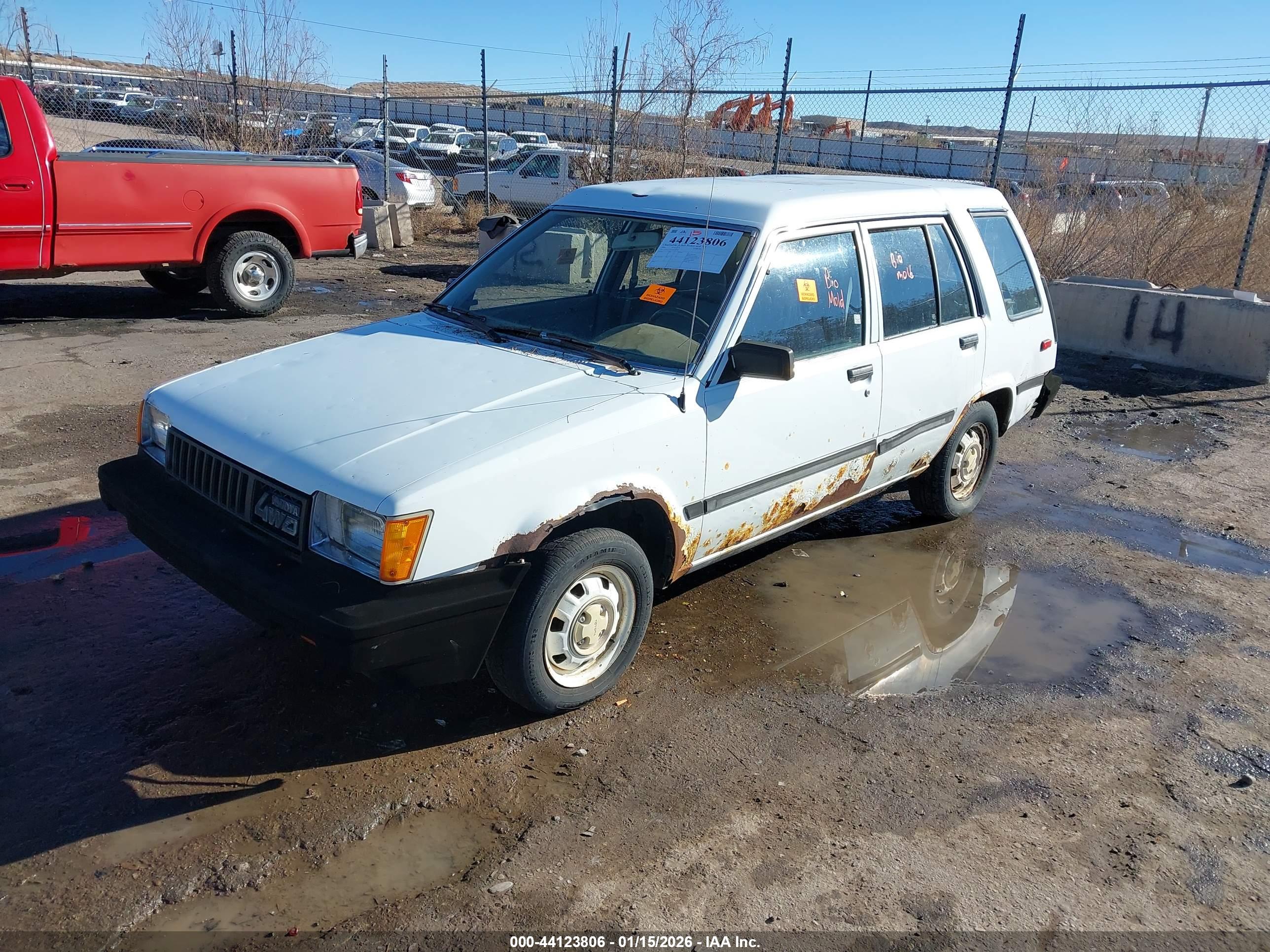 TOYOTA TERCEL image 2