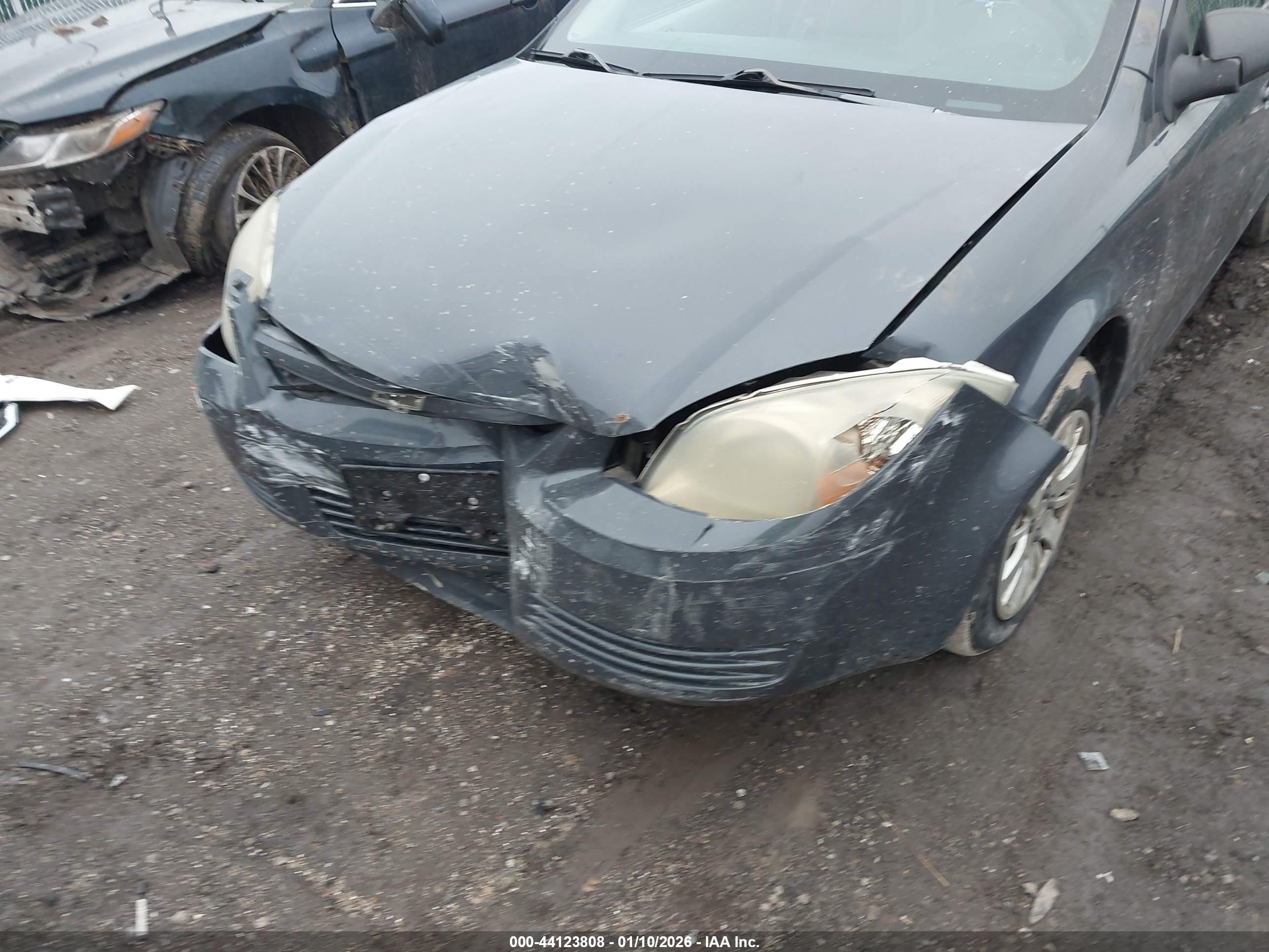 CHEVROLET COBALT image 6