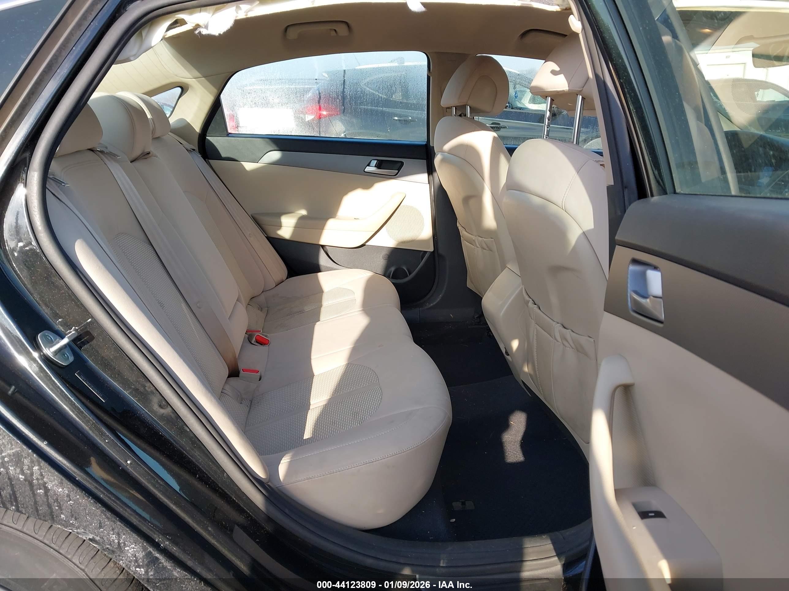 HYUNDAI SONATA image 8