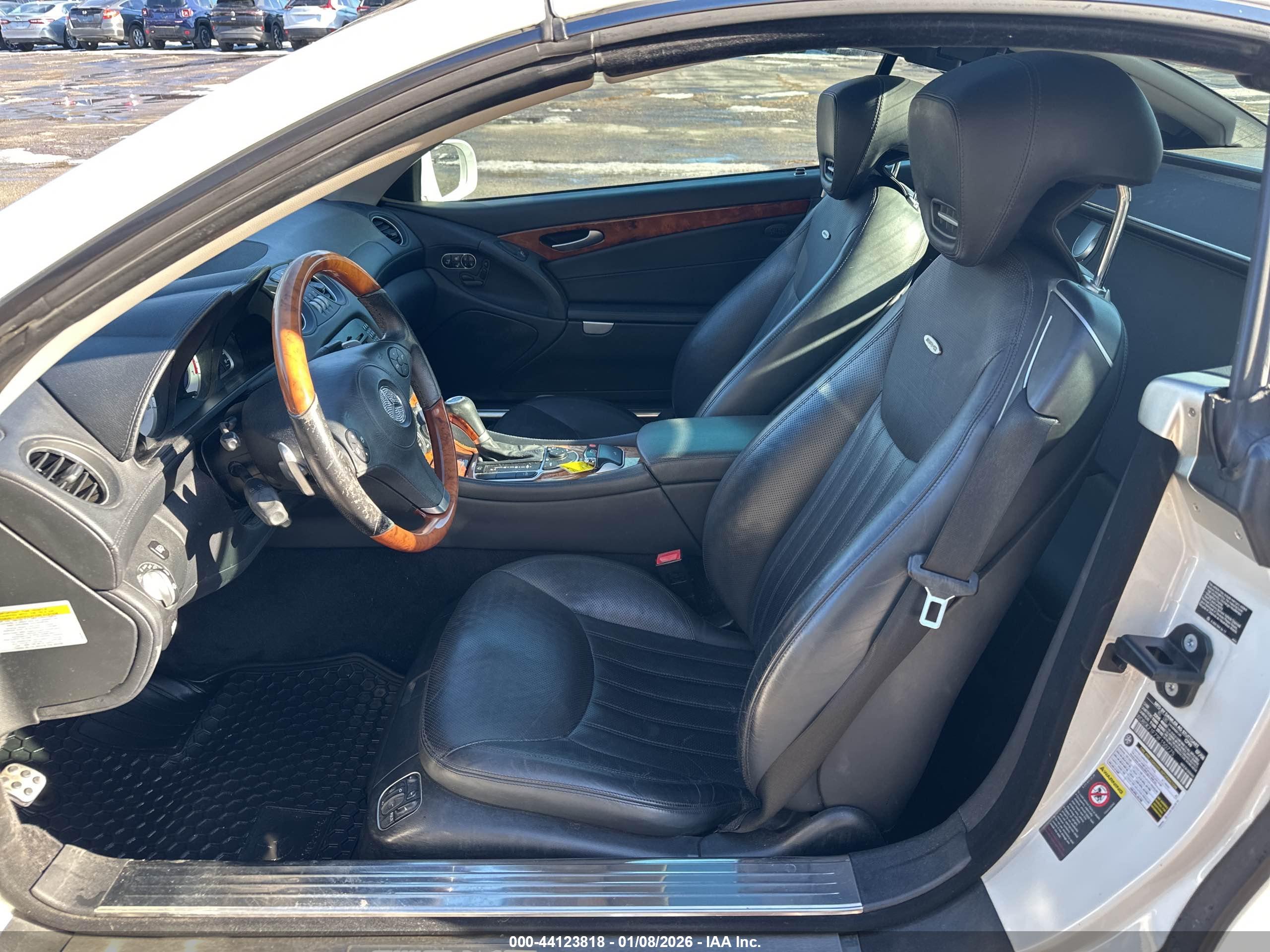 MERCEDES-BENZ SL image 8