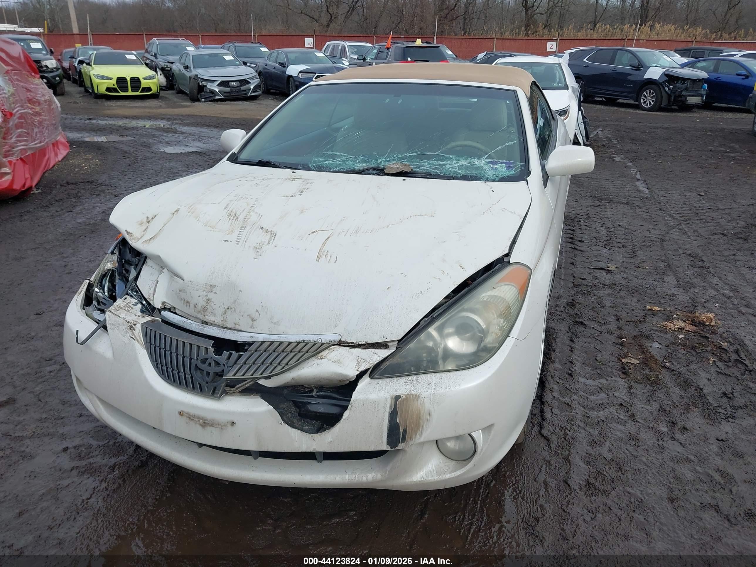 TOYOTA CAMRY image 6