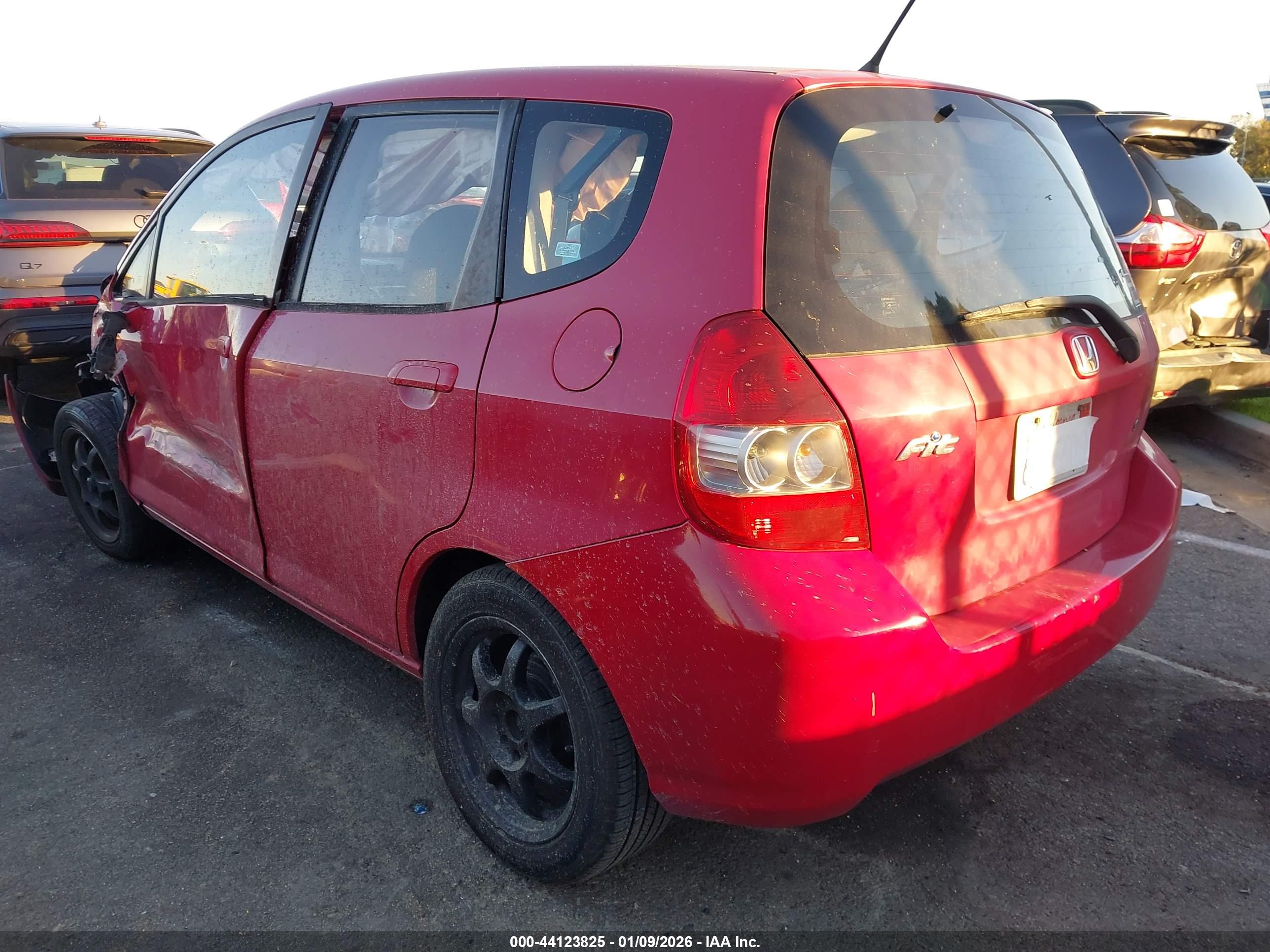 HONDA FIT image 3