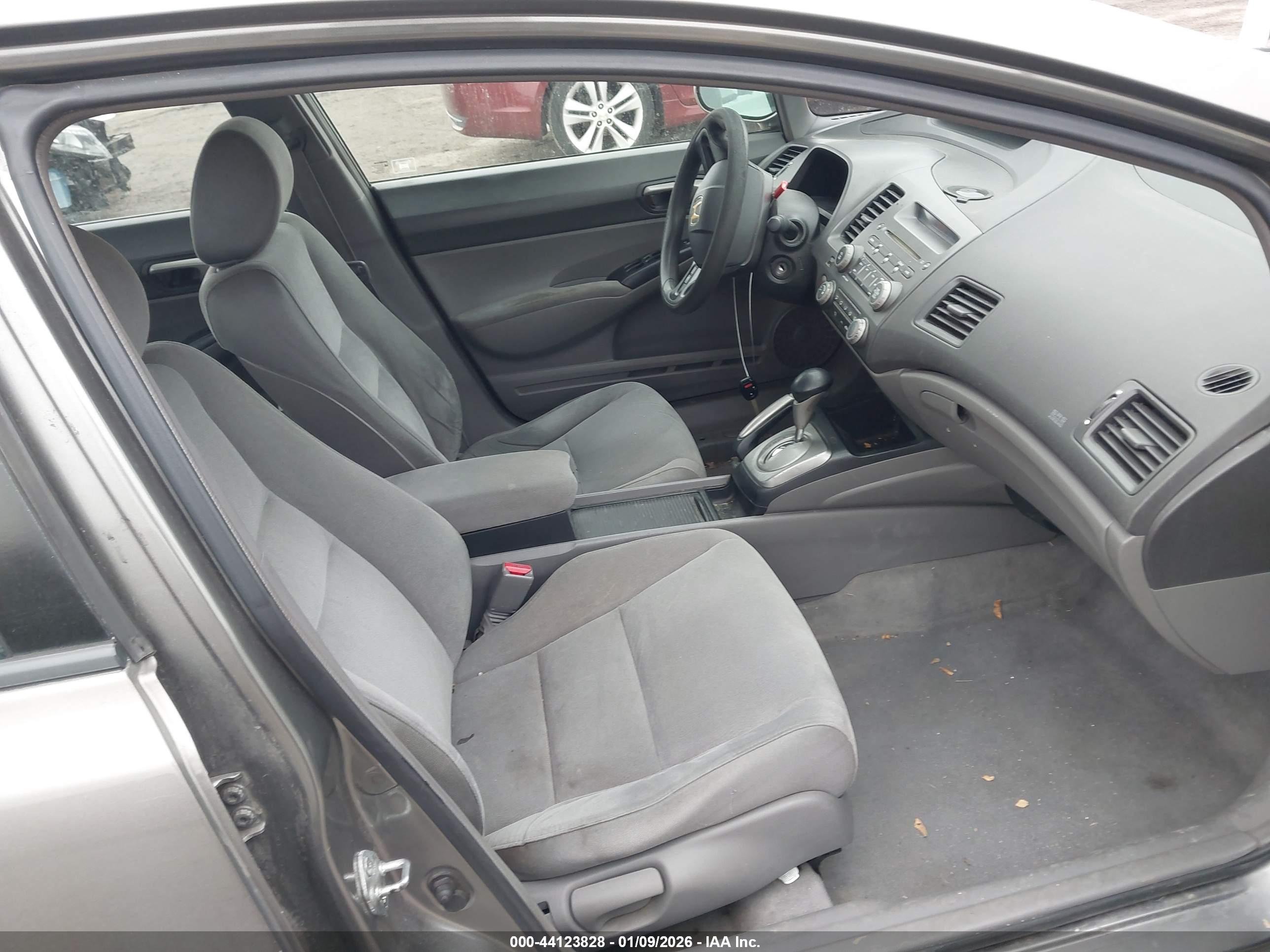 HONDA CIVIC image 5