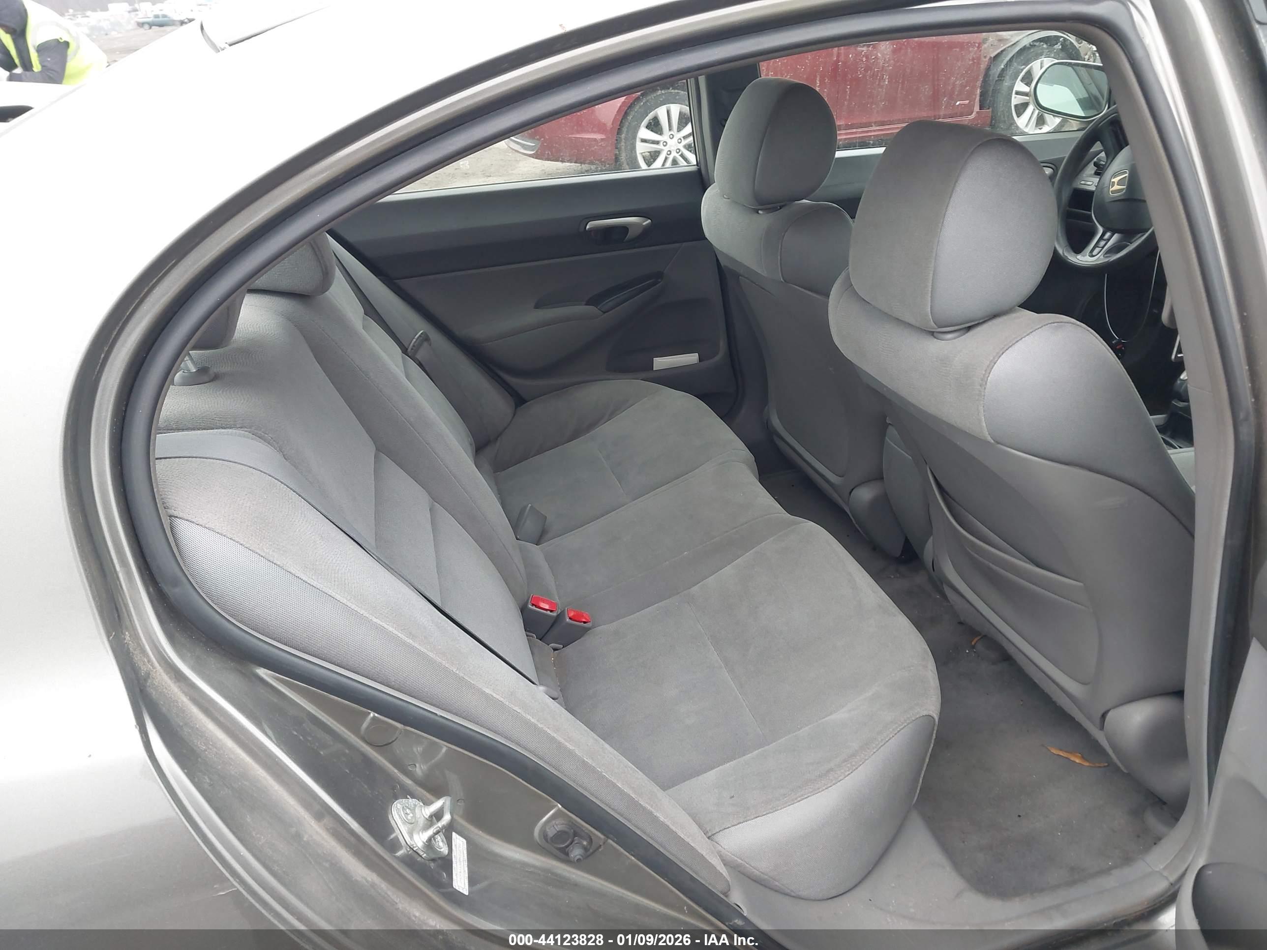 HONDA CIVIC image 8