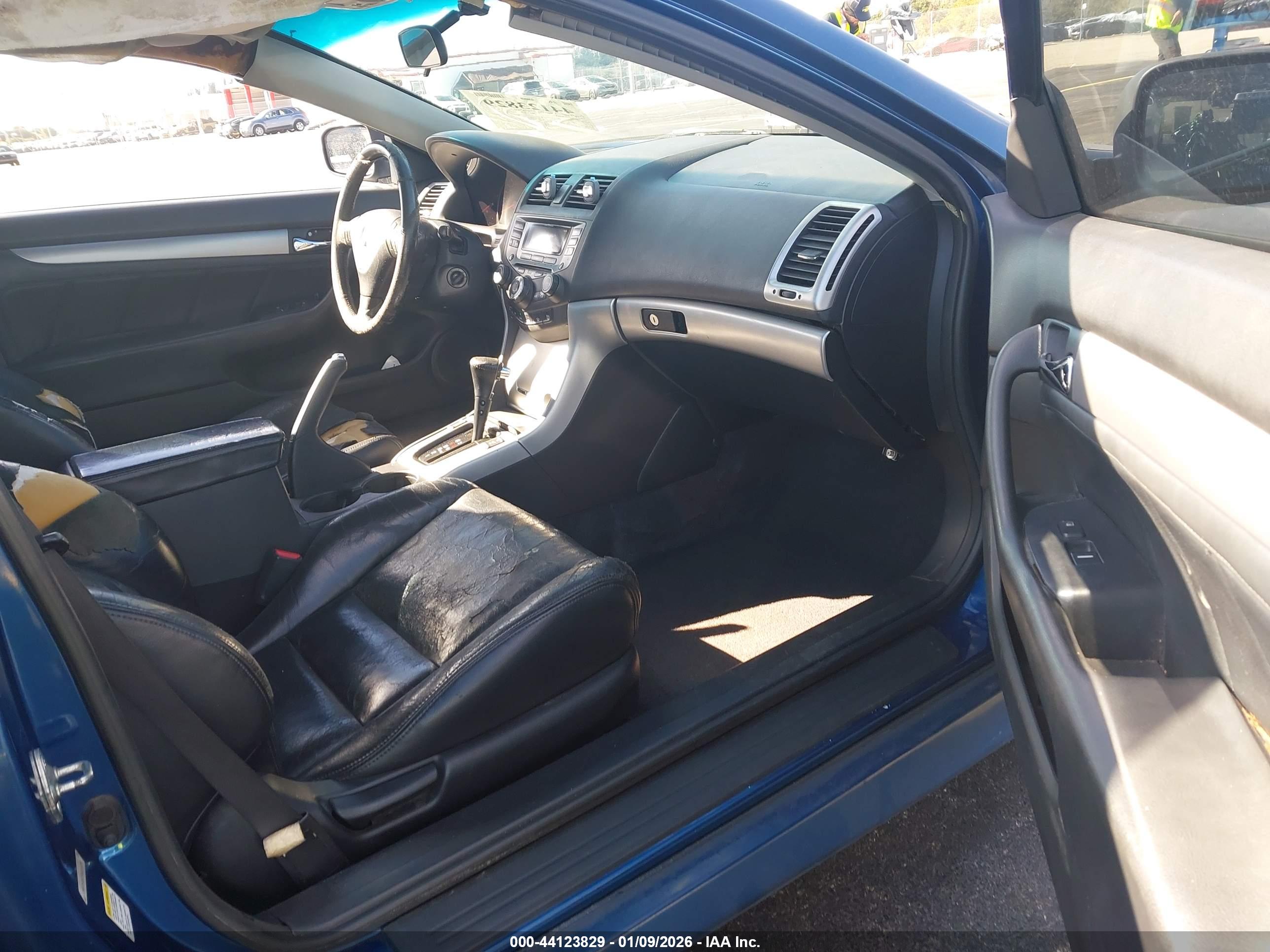 HONDA ACCORD image 5