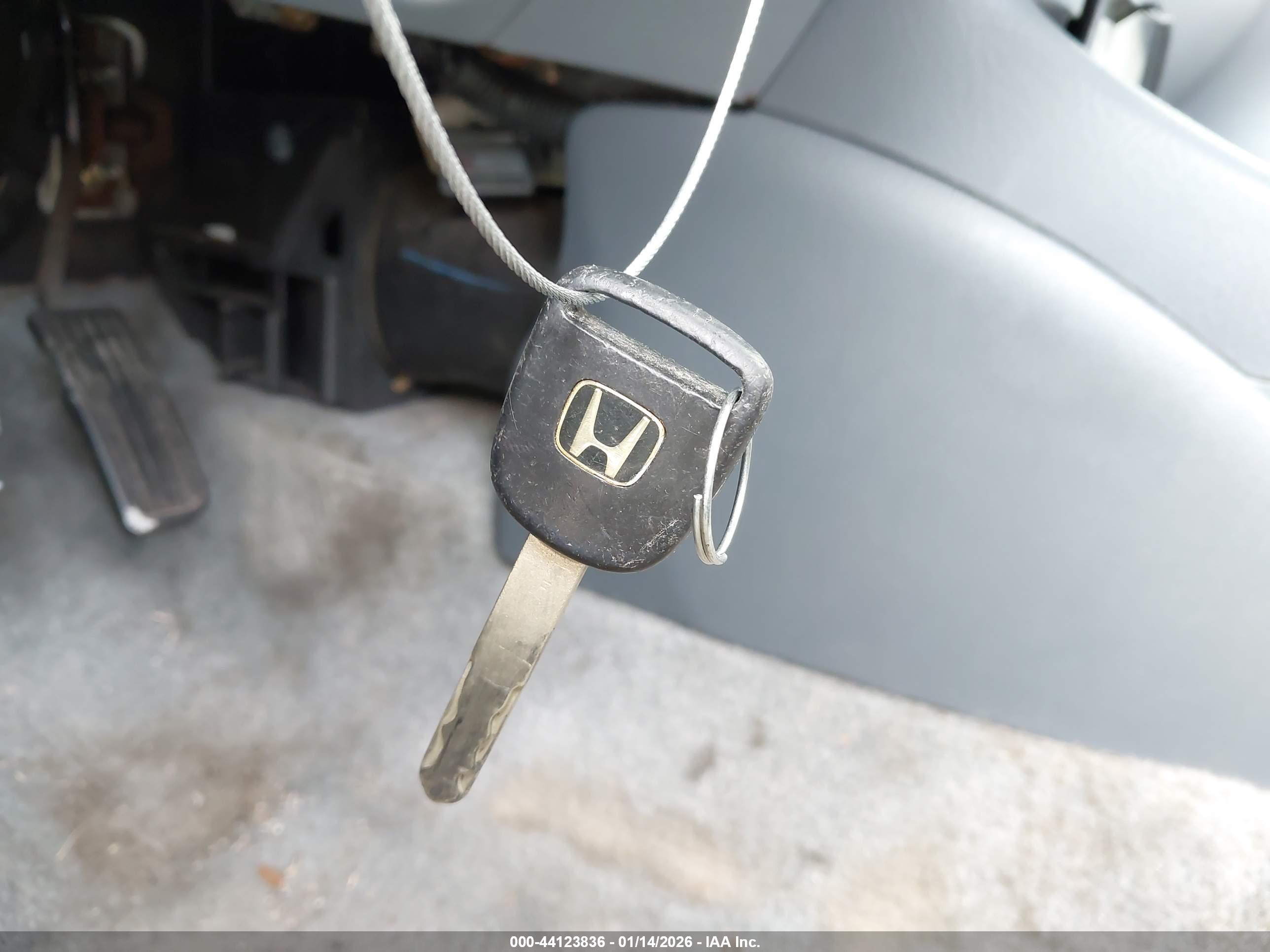 HONDA CIVIC image 11