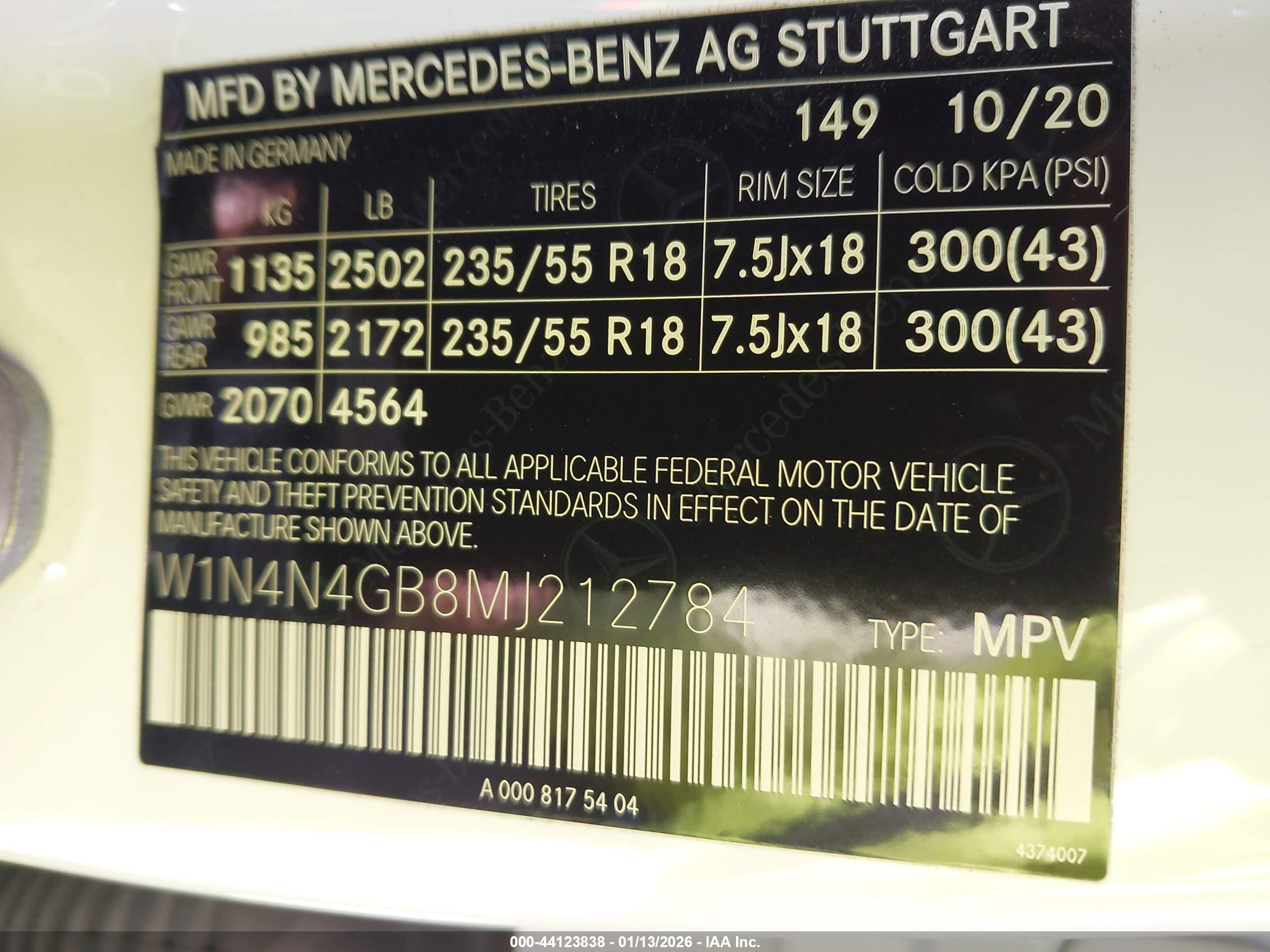 MERCEDES-BENZ GLA image 9