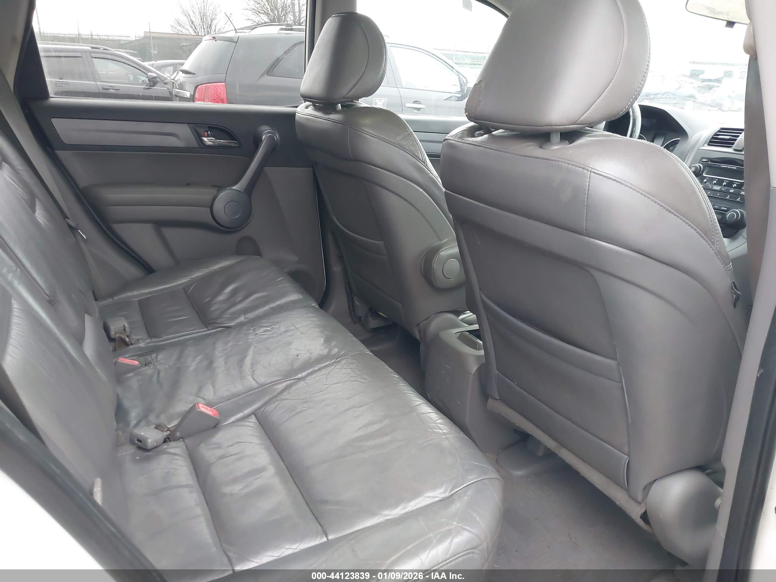 HONDA CR-V image 8