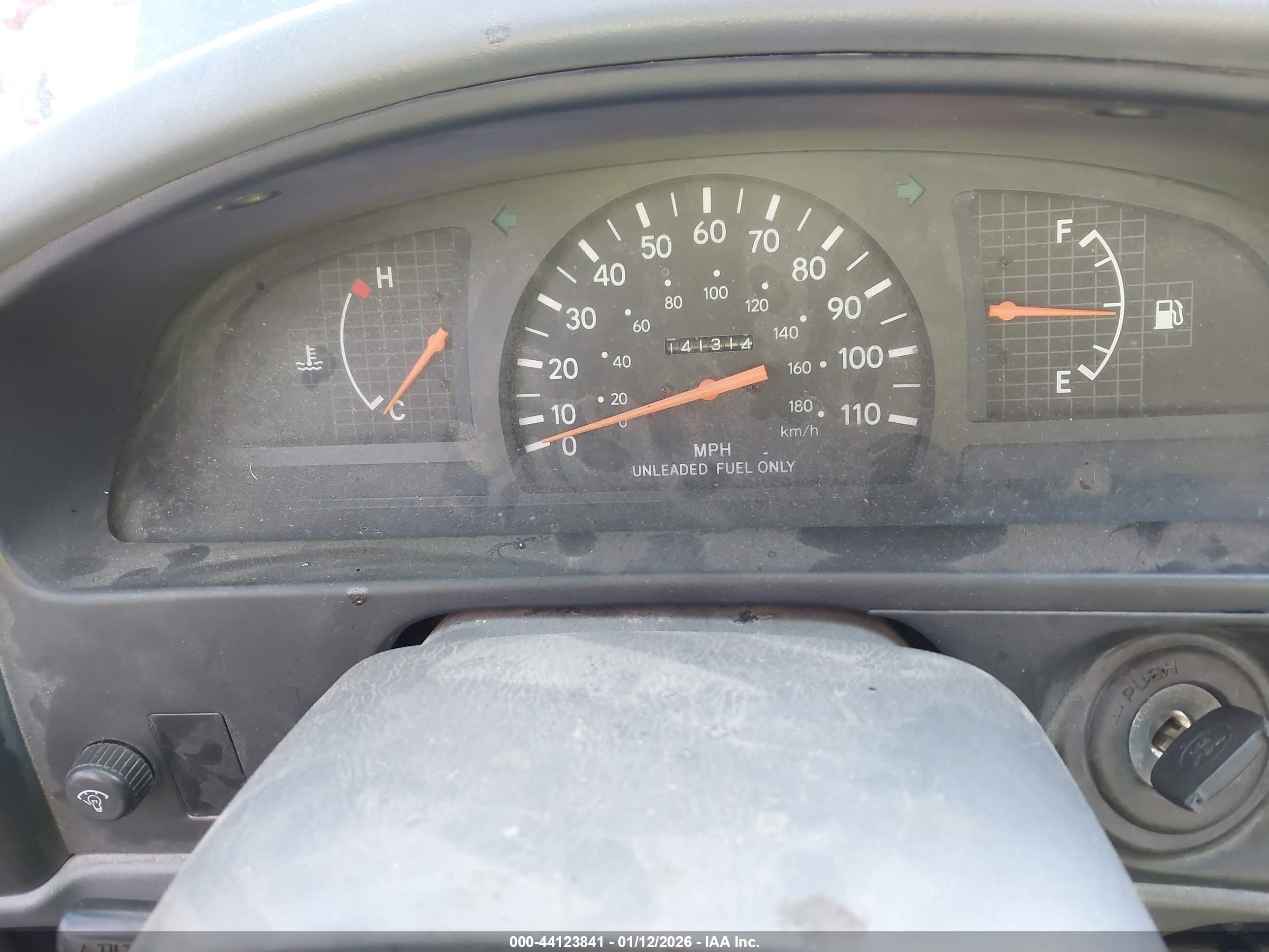 TOYOTA TACOMA image 7