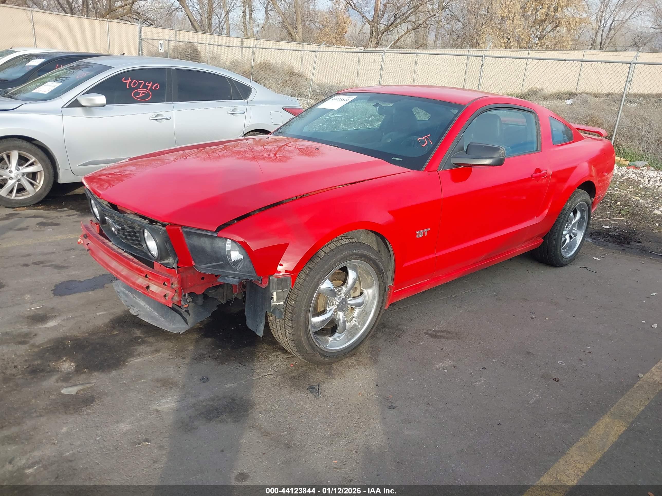 FORD MUSTANG image 2