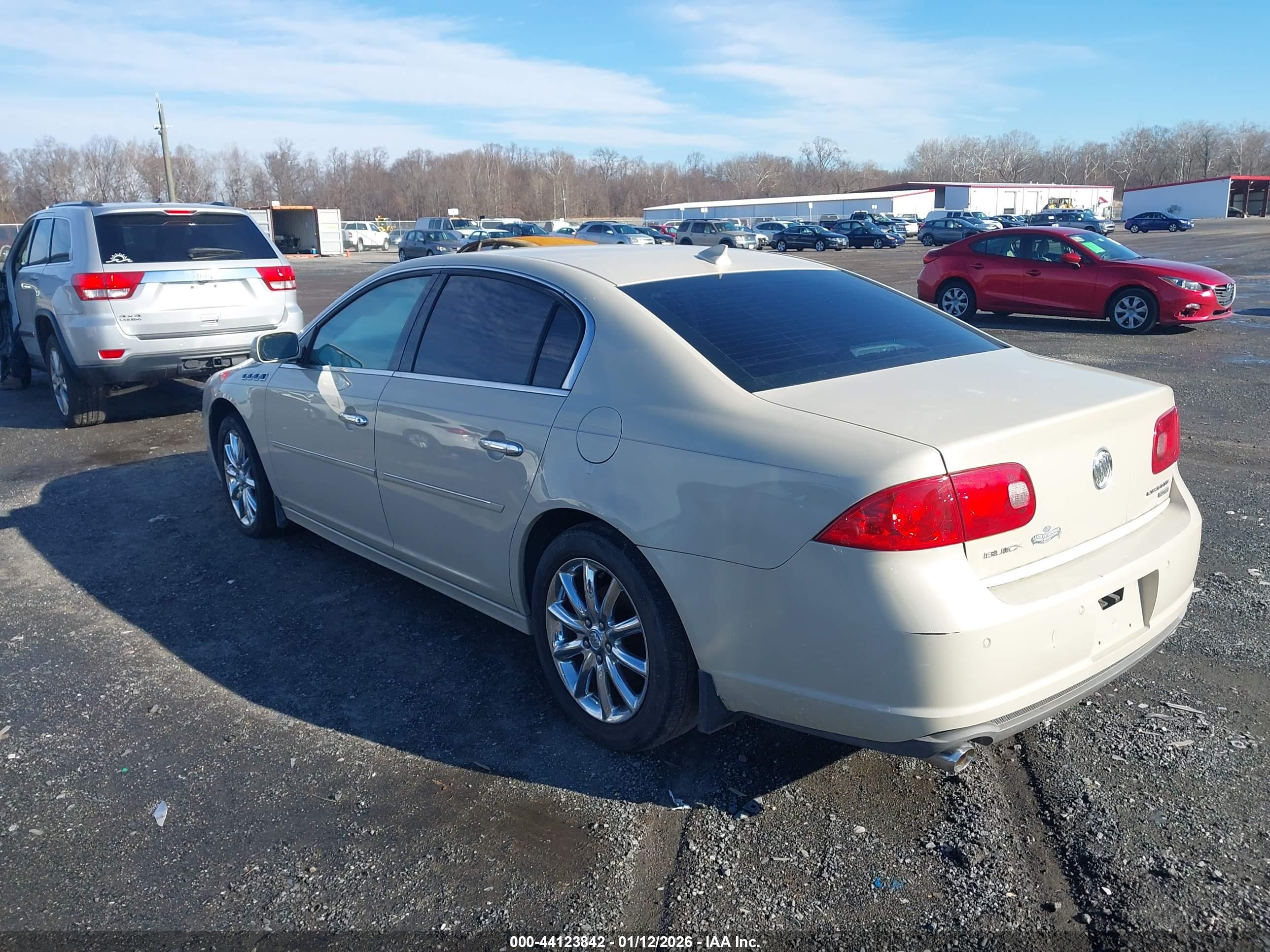 BUICK LUCERNE image 3