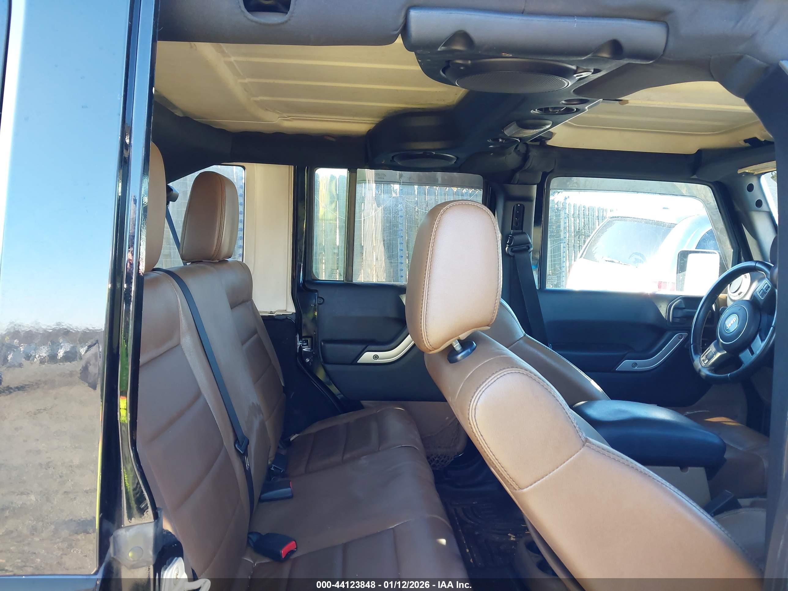 JEEP WRANGLER image 8