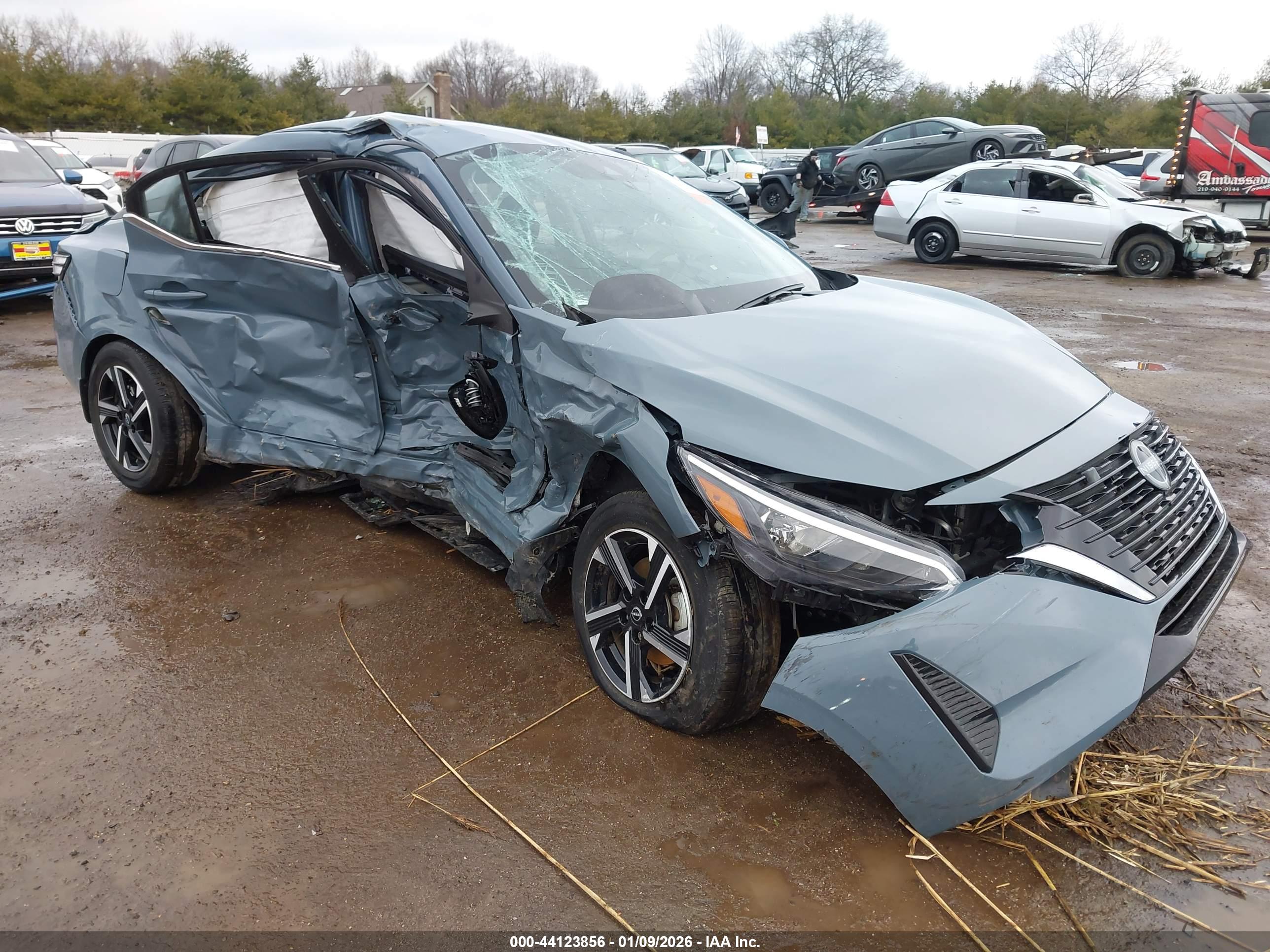 NISSAN SENTRA image 6