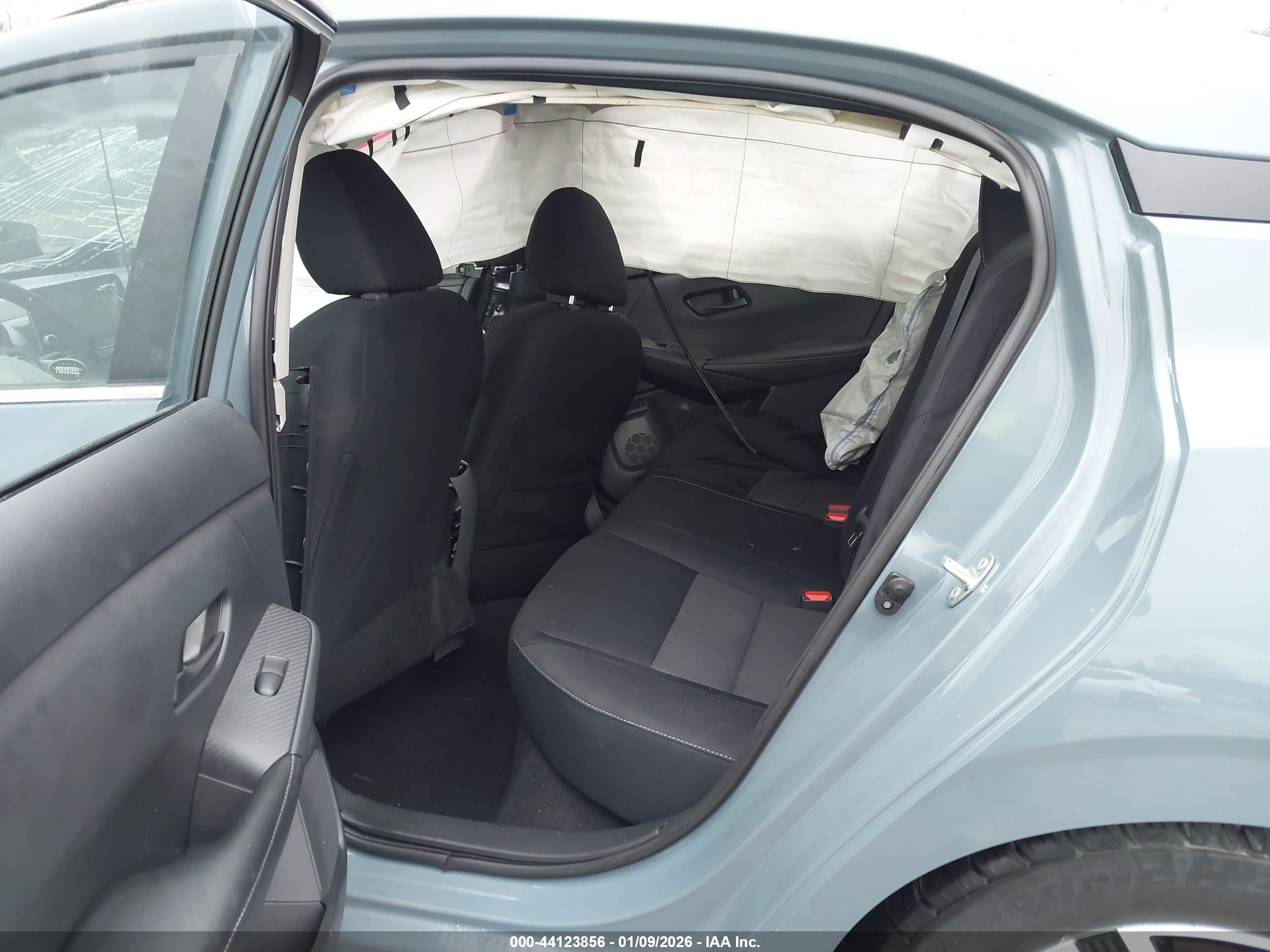 NISSAN SENTRA image 8