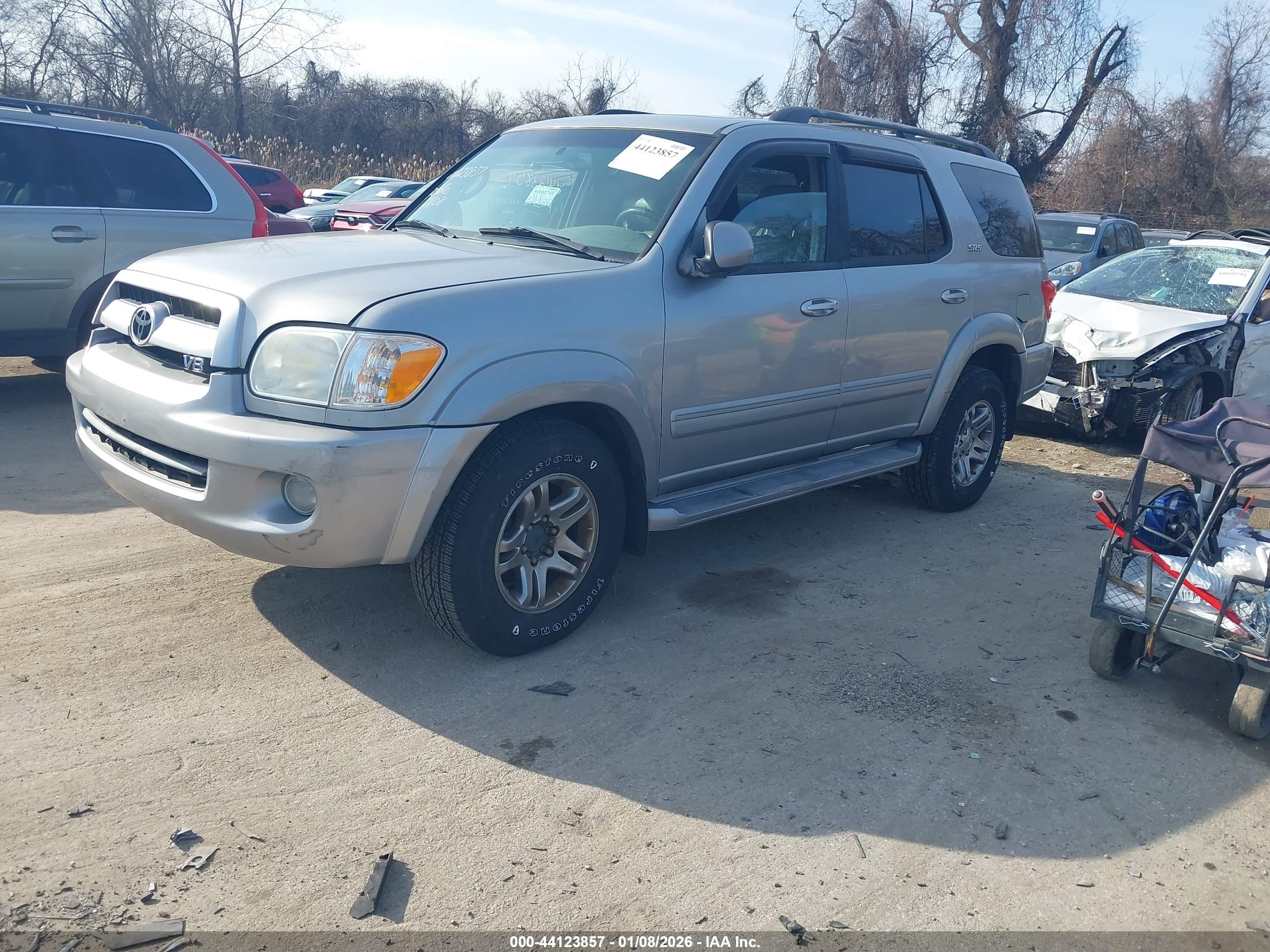 TOYOTA SEQUOIA image 2