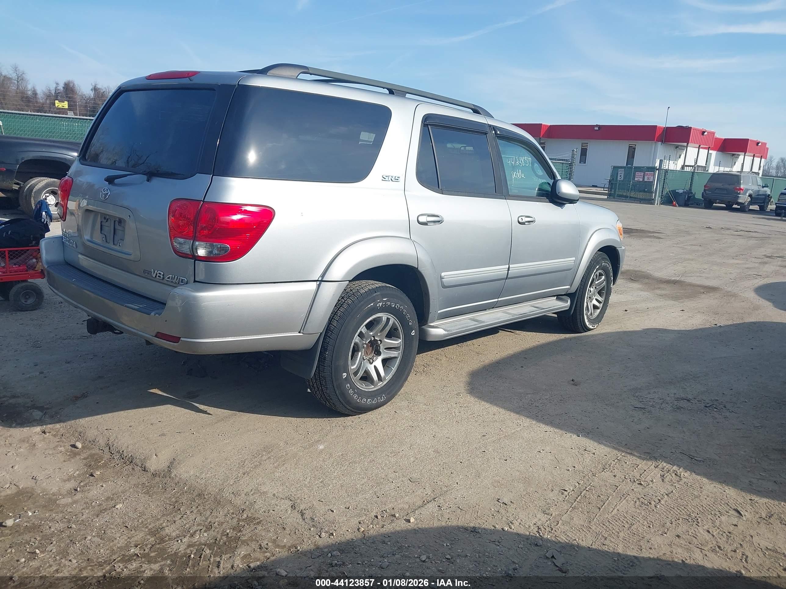 TOYOTA SEQUOIA image 4