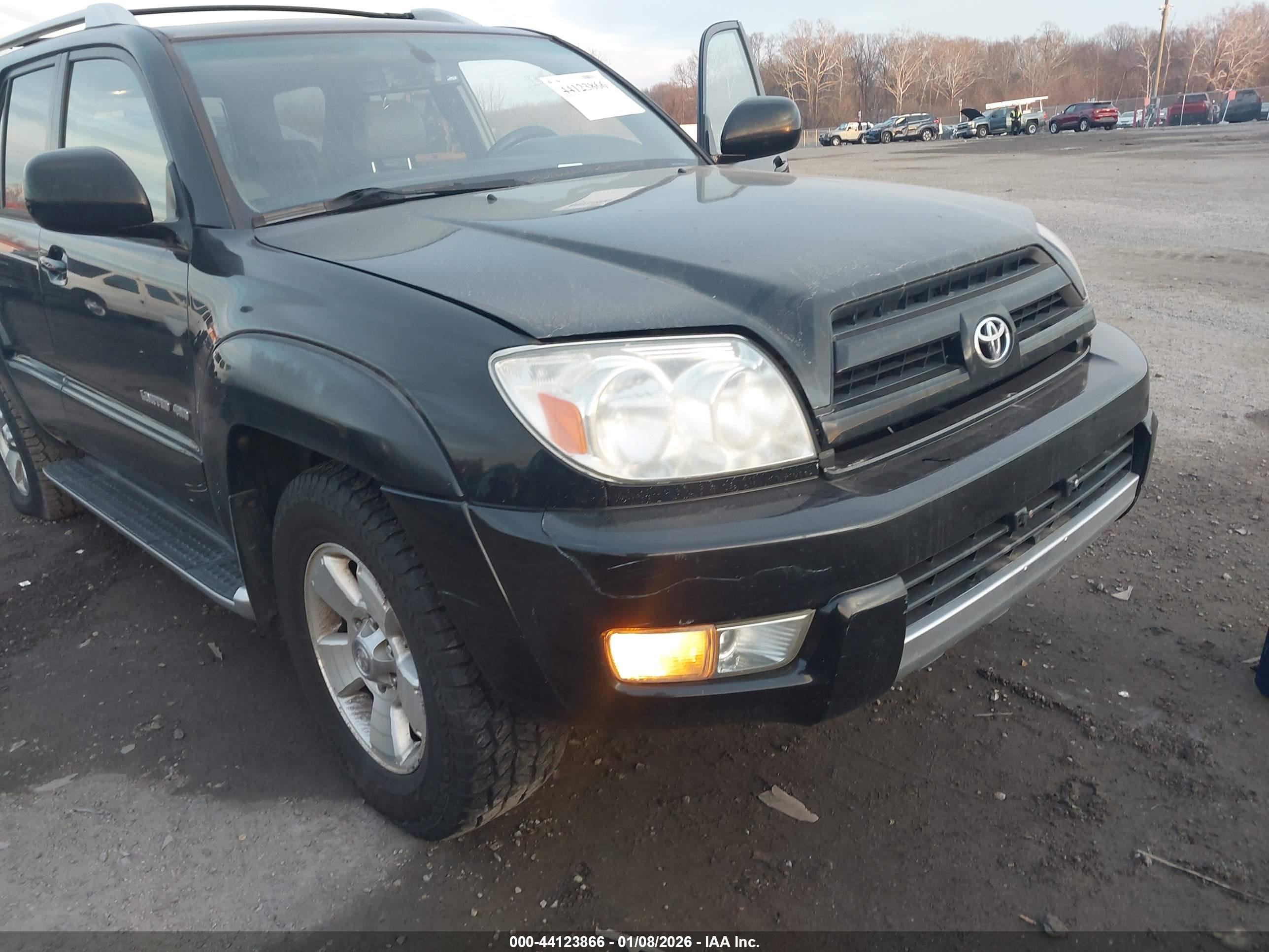TOYOTA 4RUNNER image 6