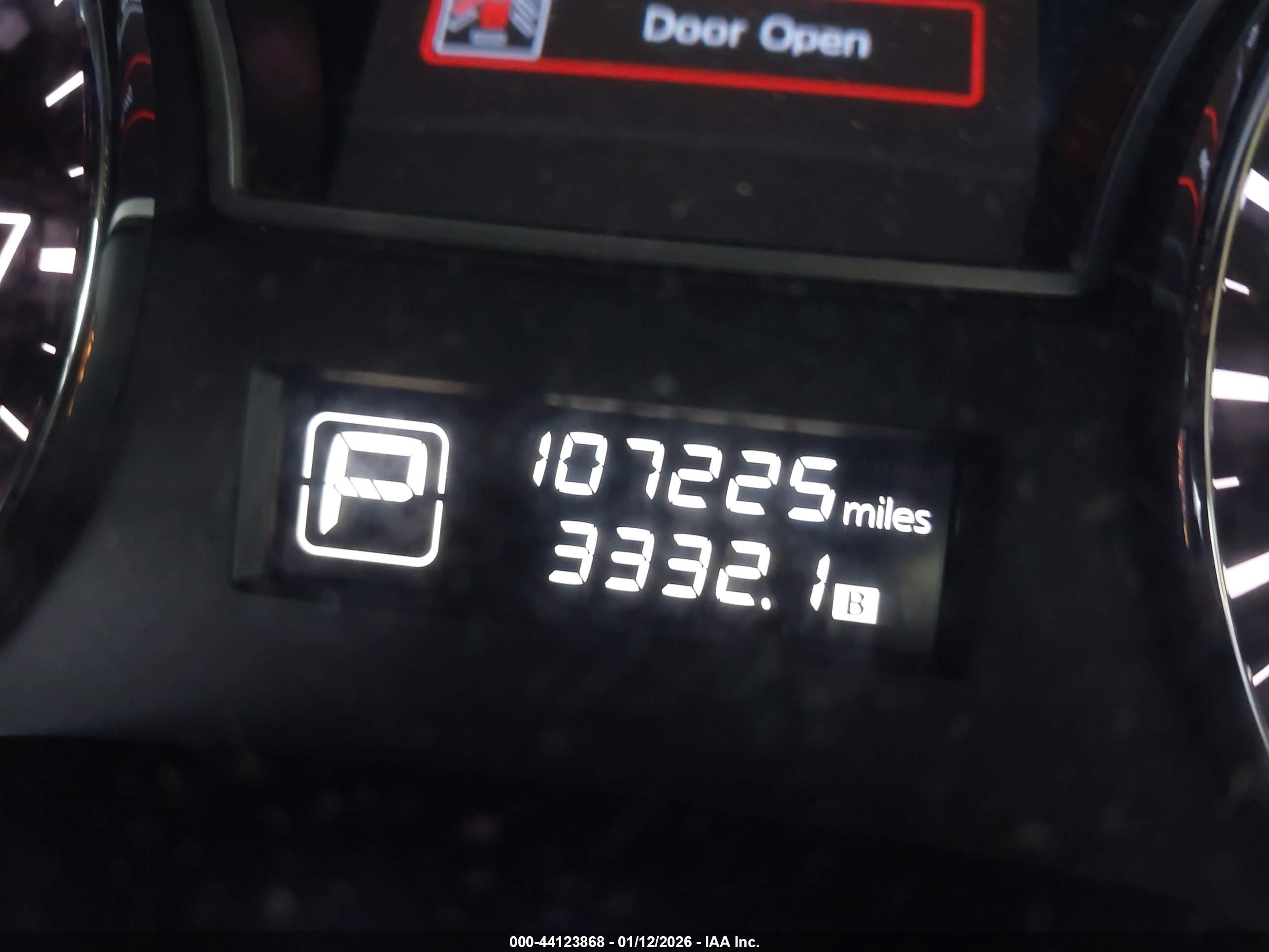 NISSAN PATHFINDER image 7