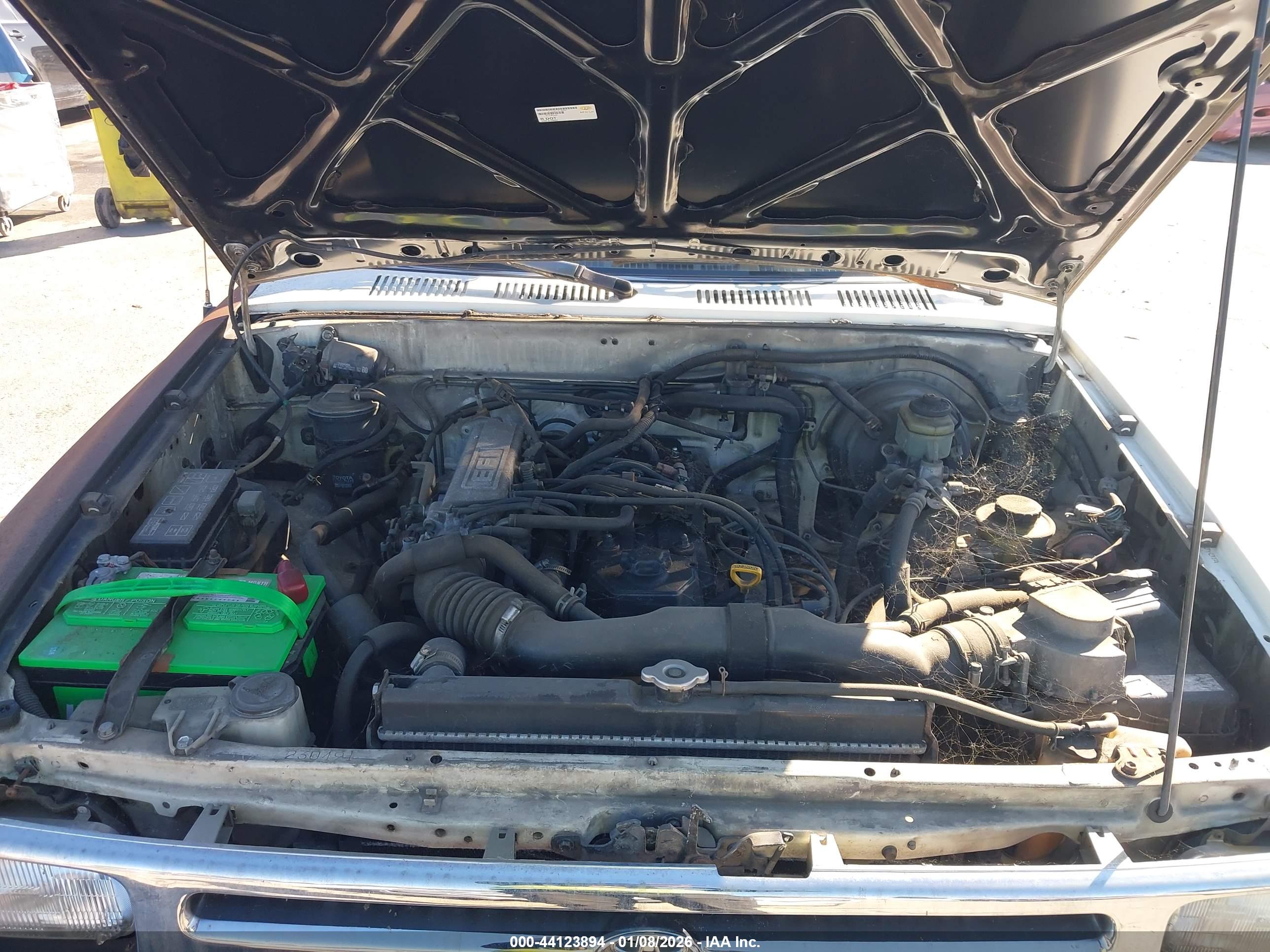 TOYOTA PICKUP image 10