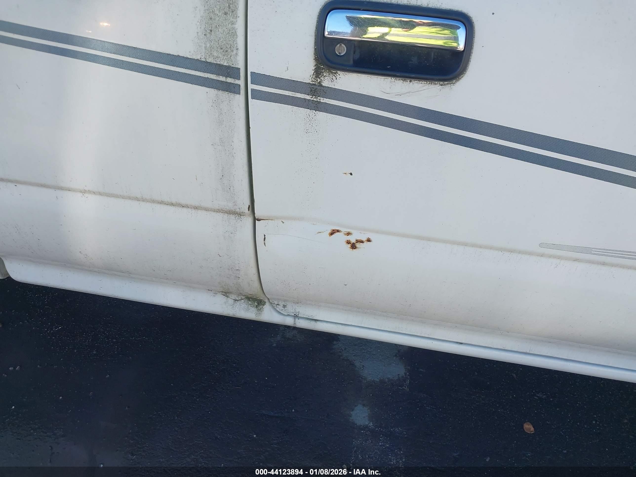 TOYOTA PICKUP image 6
