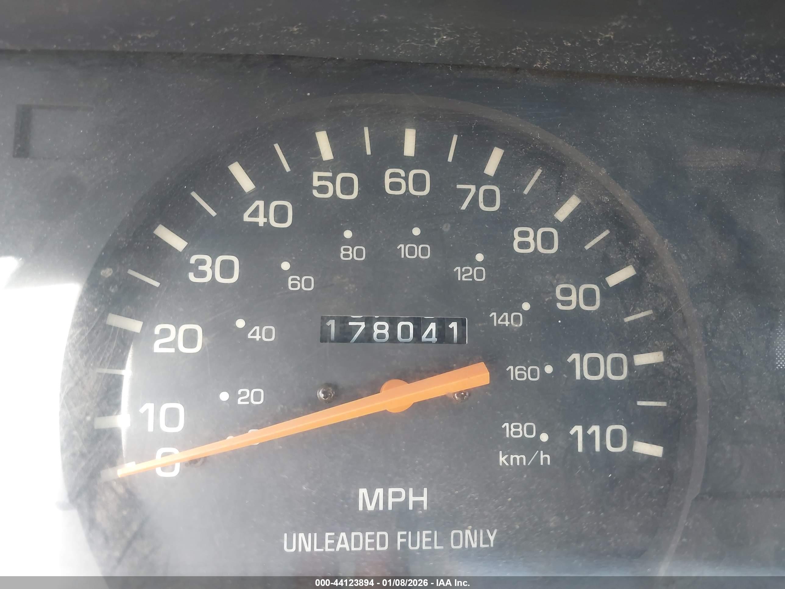 TOYOTA PICKUP image 7