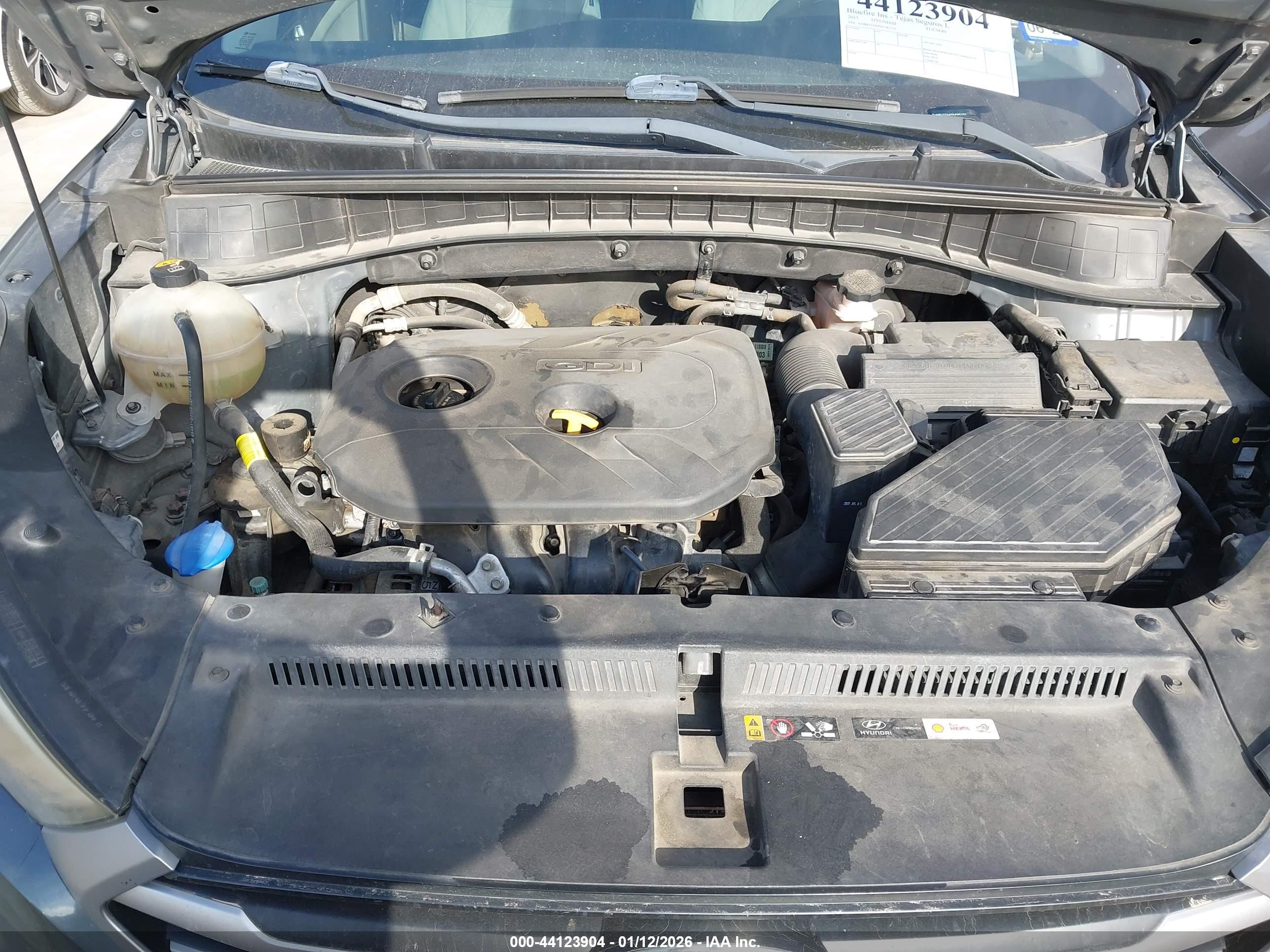 HYUNDAI TUCSON image 10