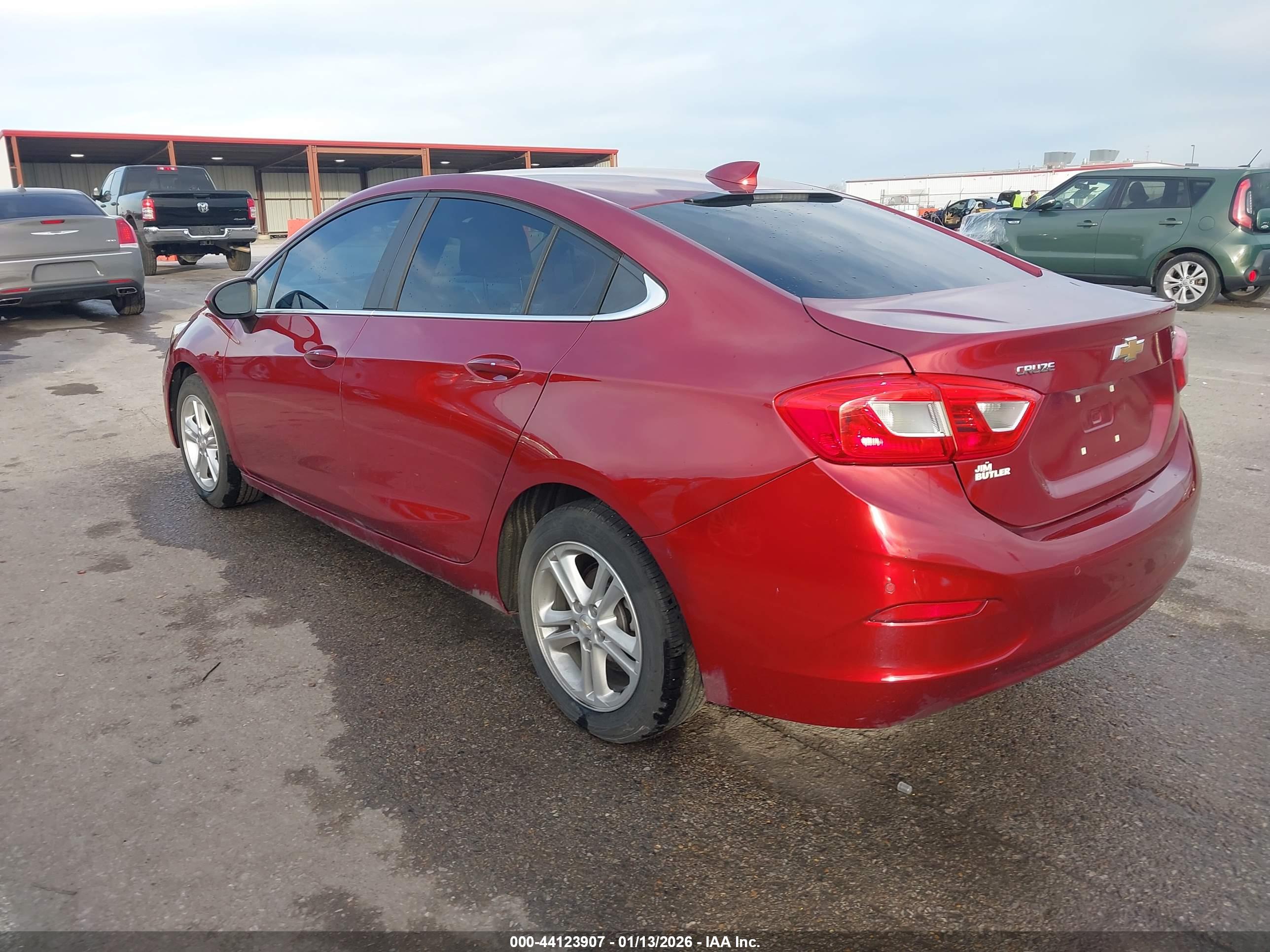 CHEVROLET CRUZE image 3