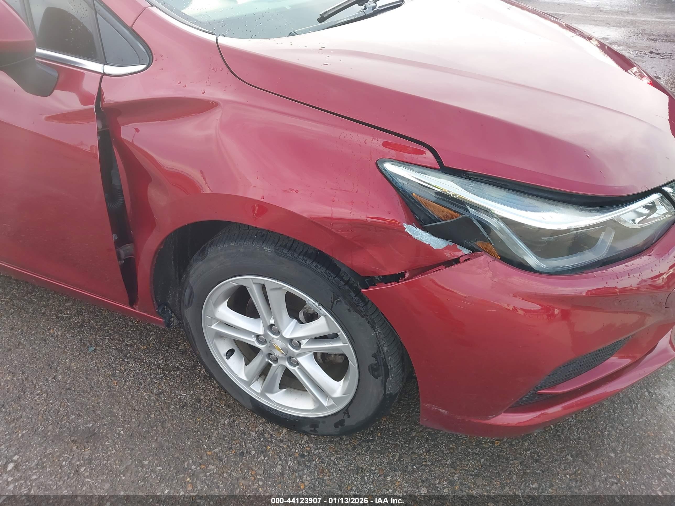 CHEVROLET CRUZE image 6
