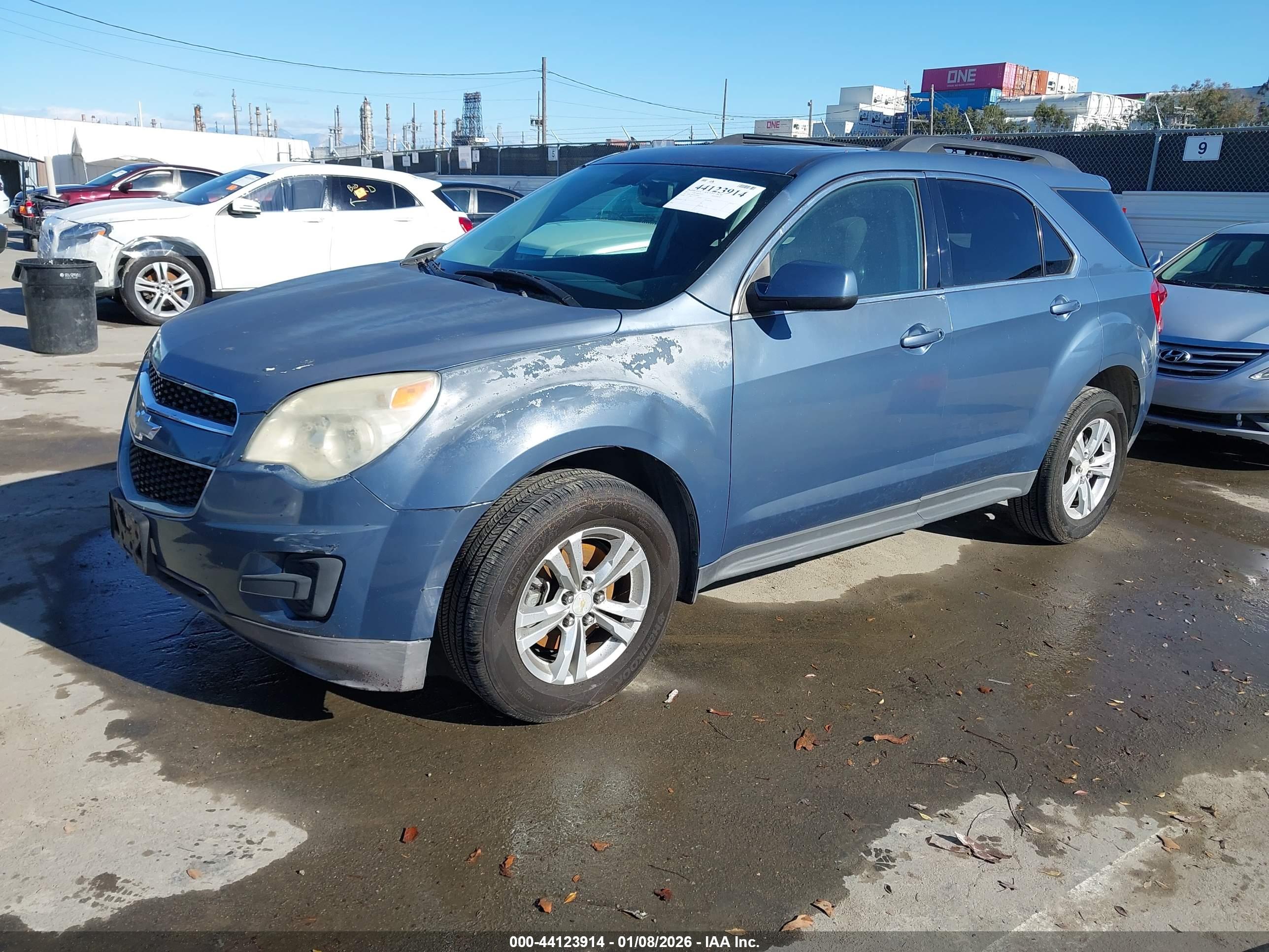 CHEVROLET EQUINOX image 2