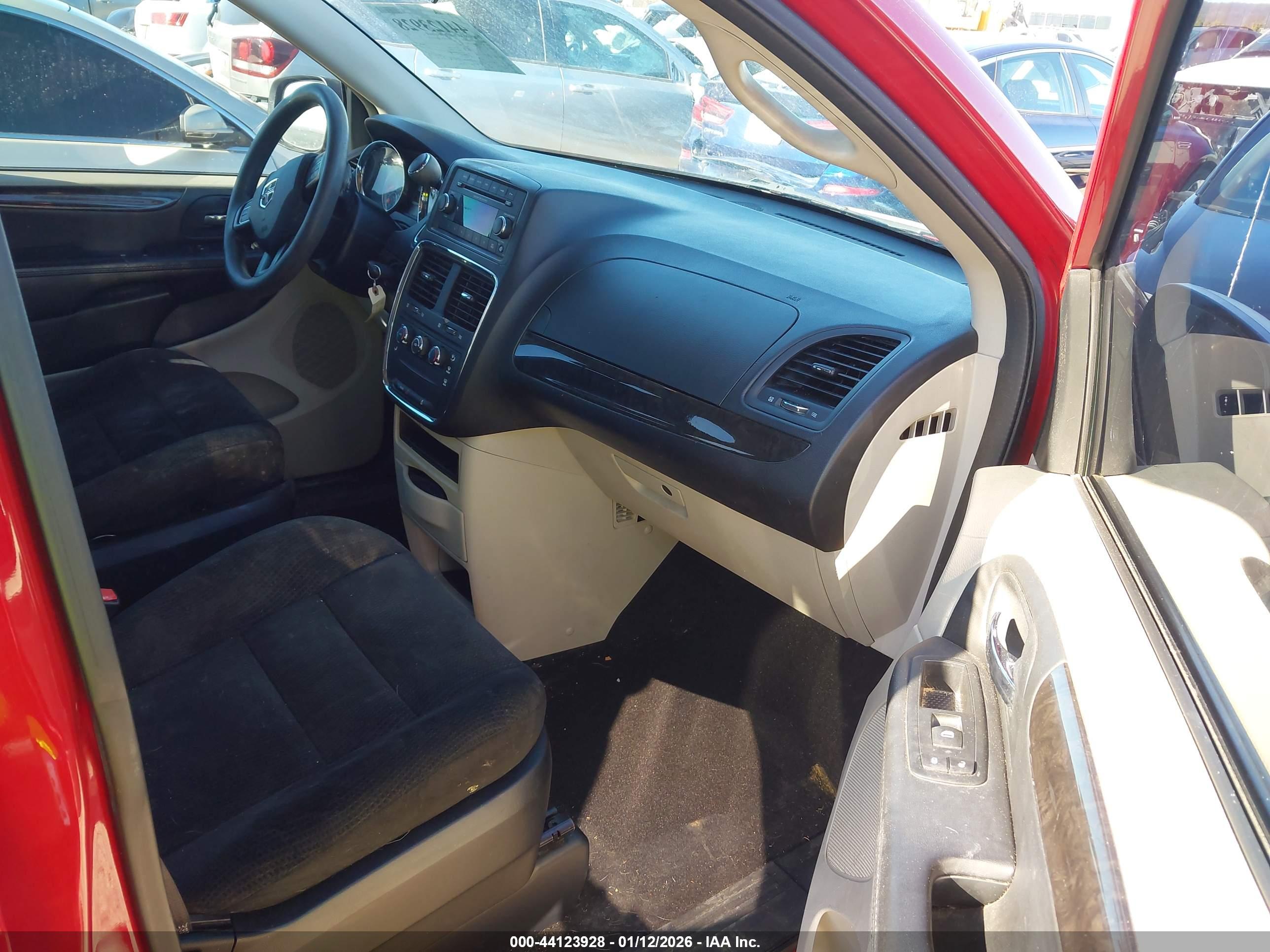 DODGE GRAND image 5