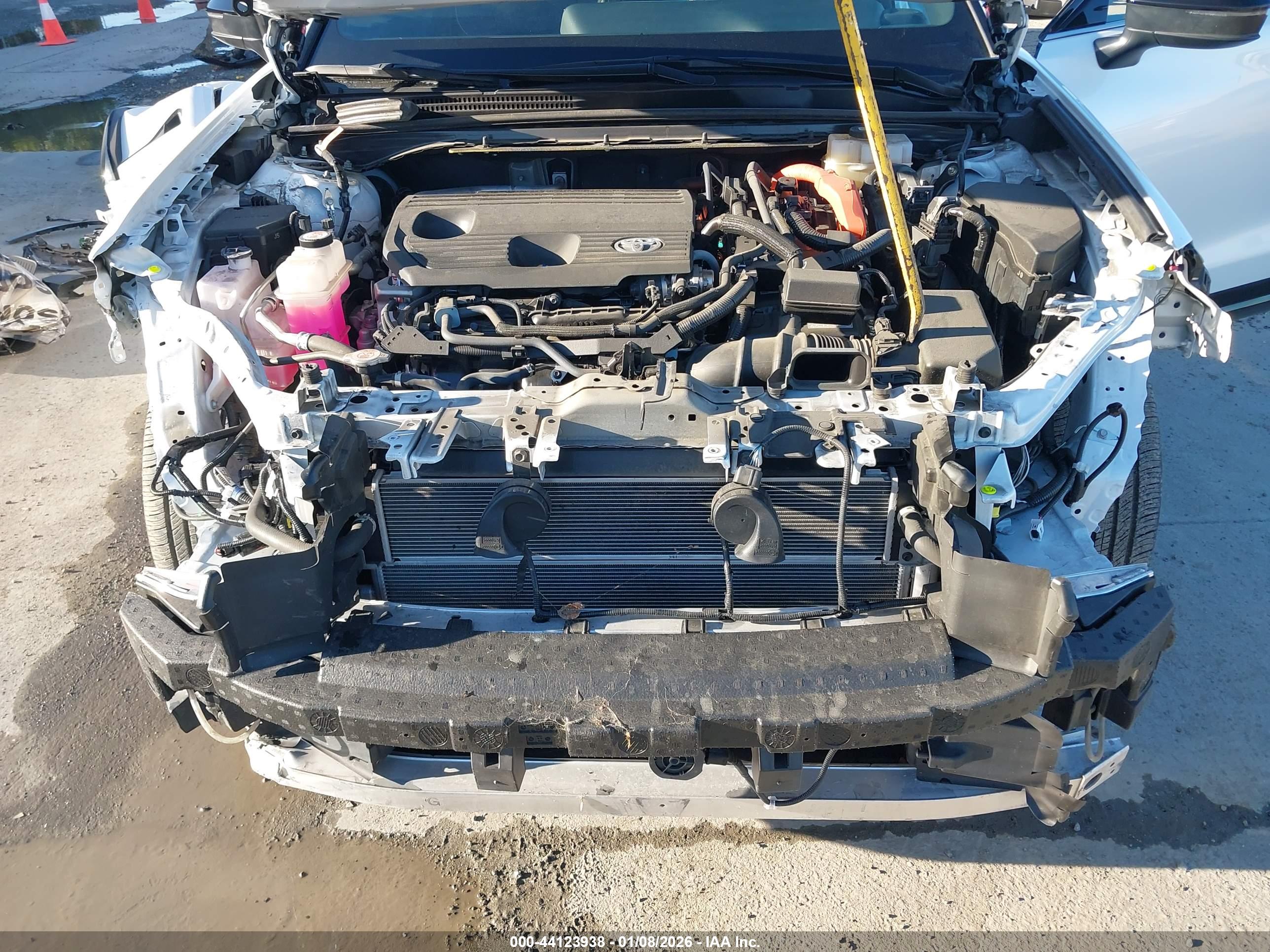 TOYOTA CROWN image 10