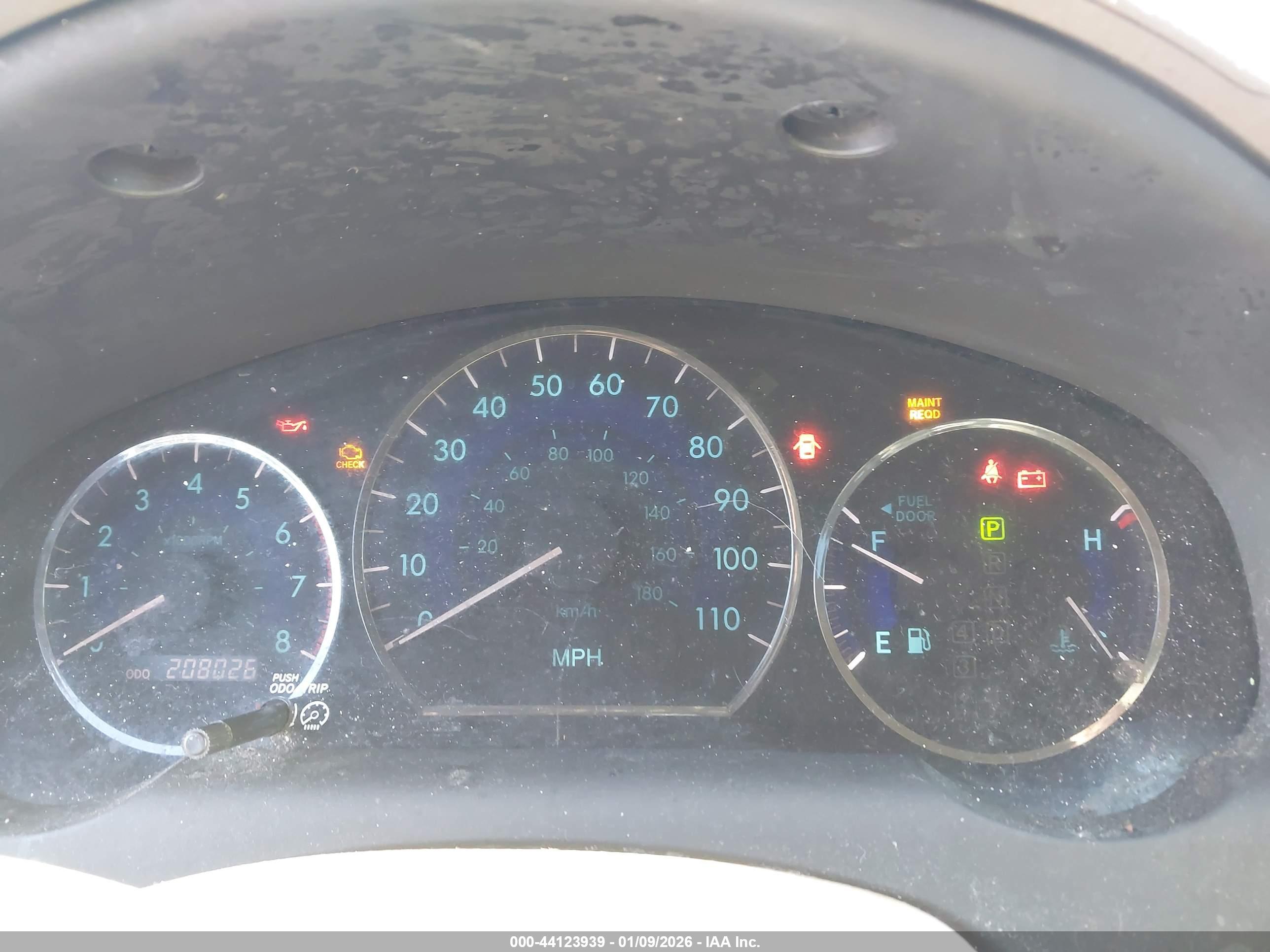 TOYOTA SIENNA image 7
