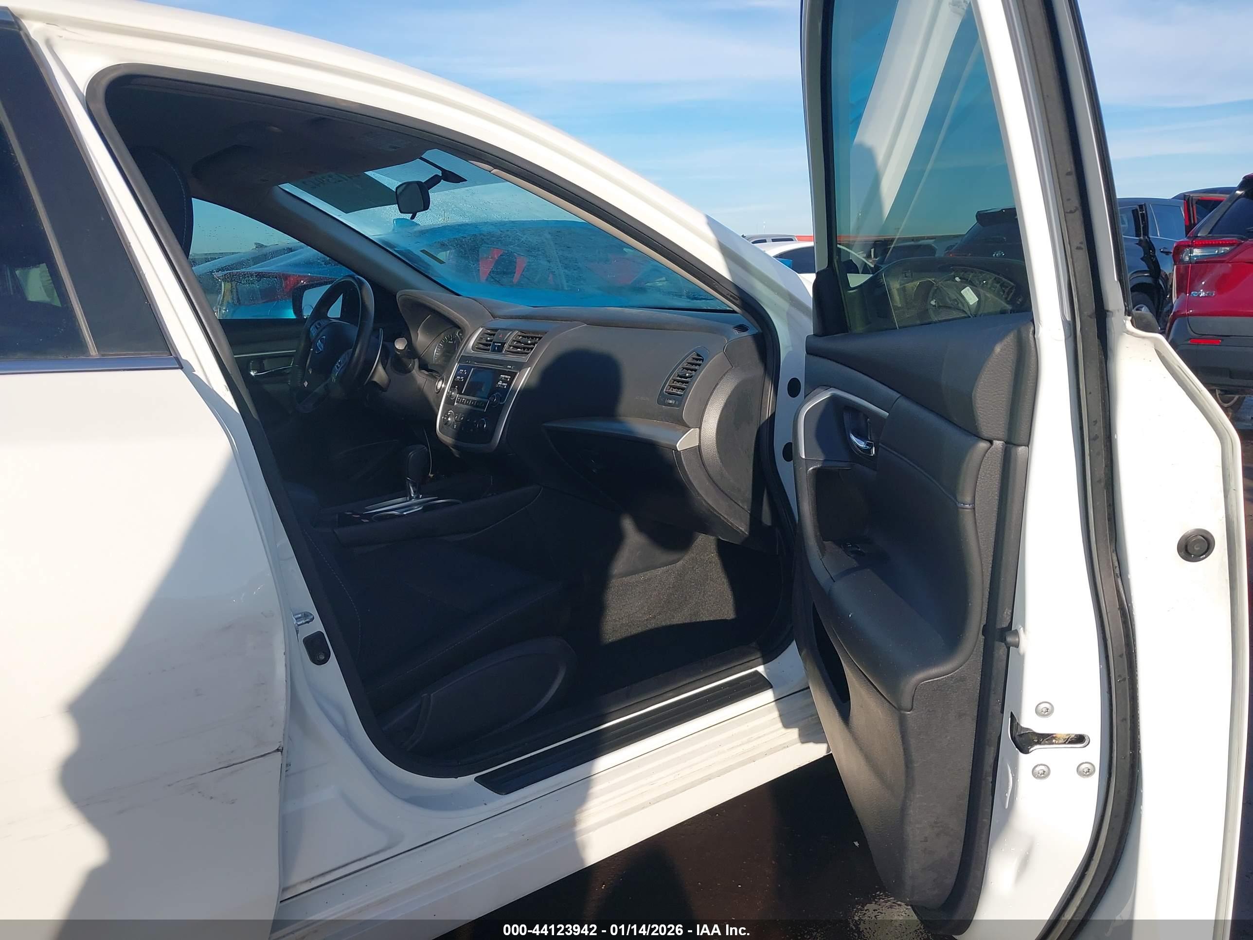 NISSAN ALTIMA image 5
