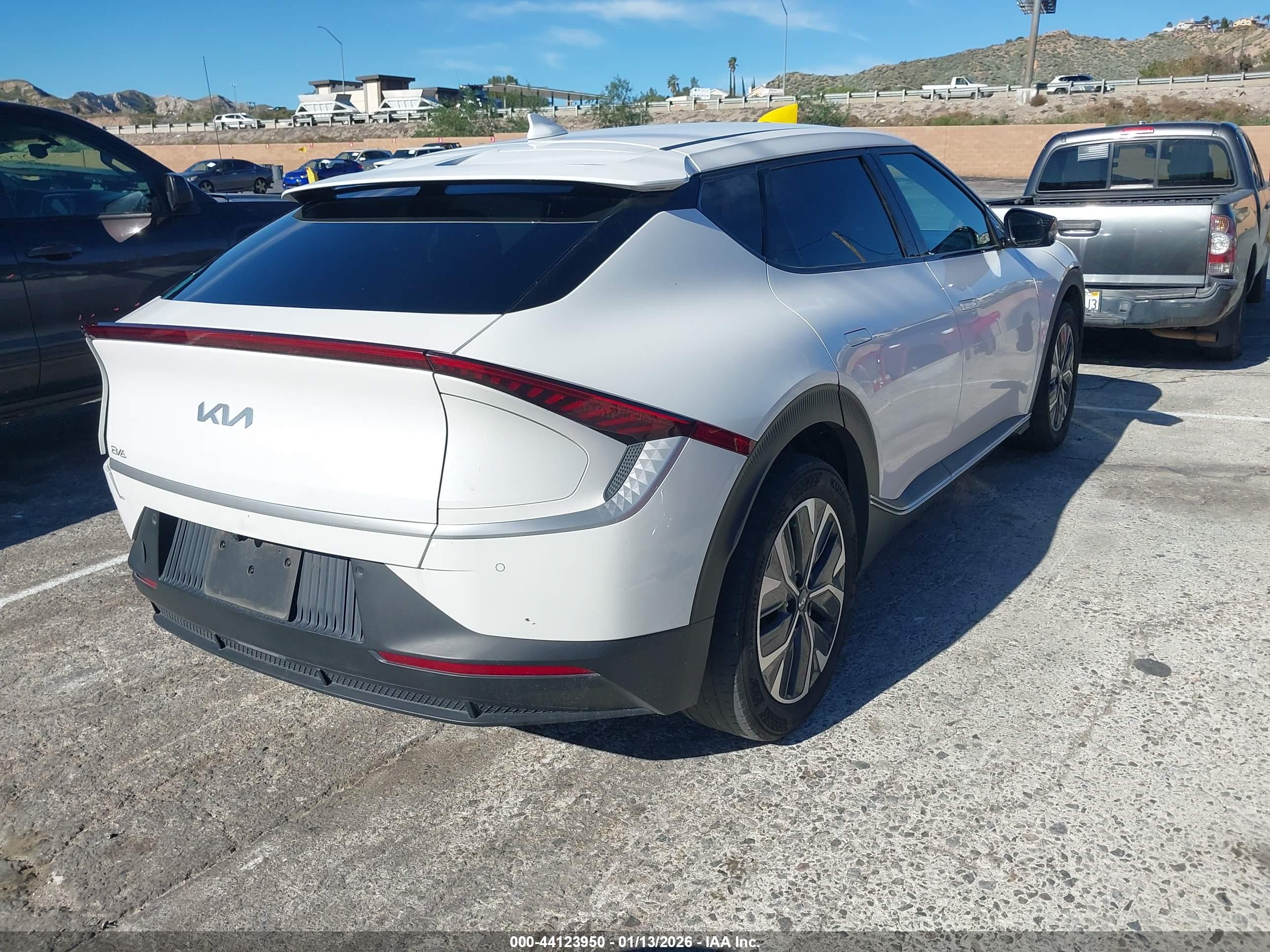 KIA EV6 image 4