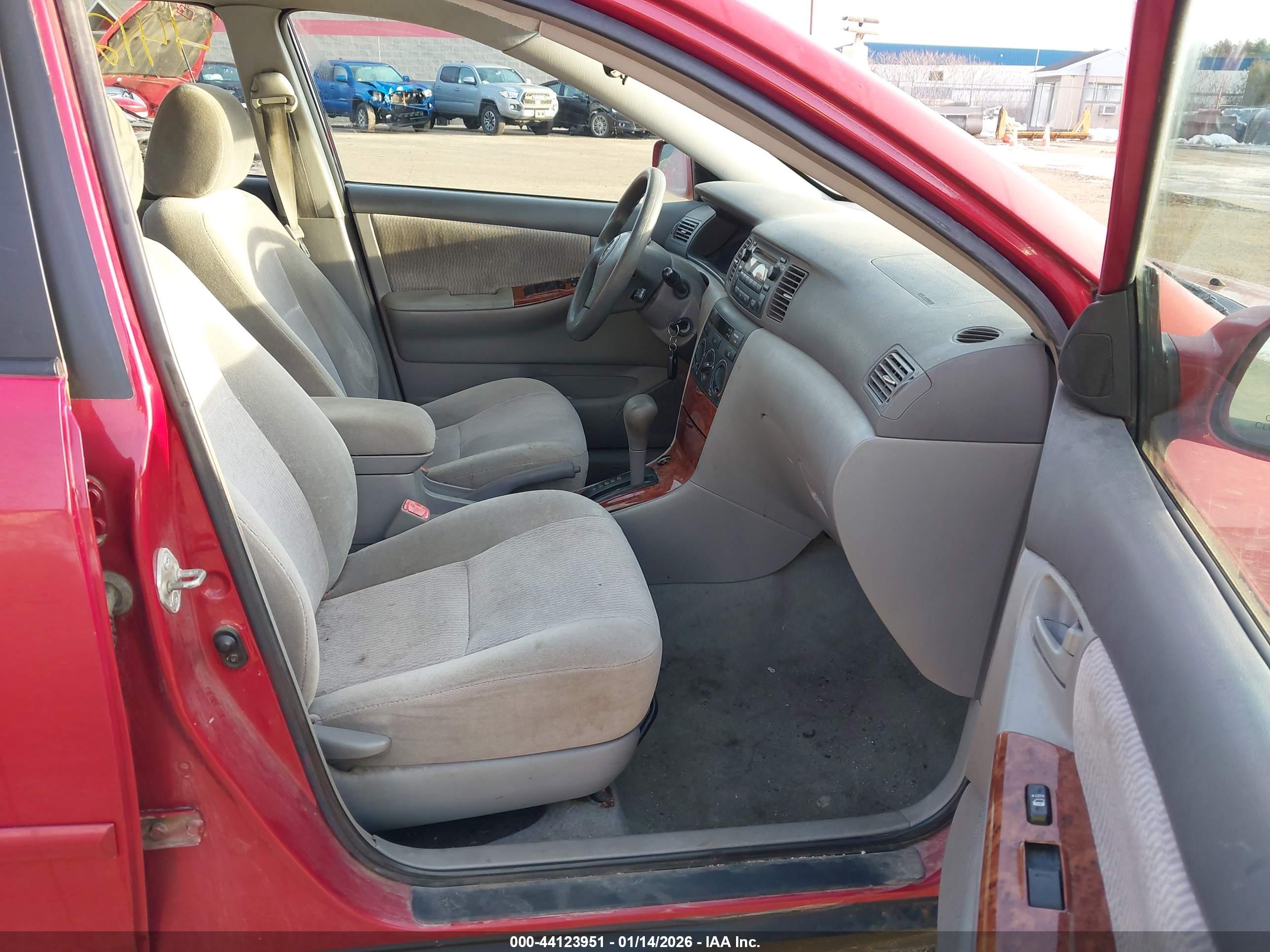 TOYOTA COROLLA image 5