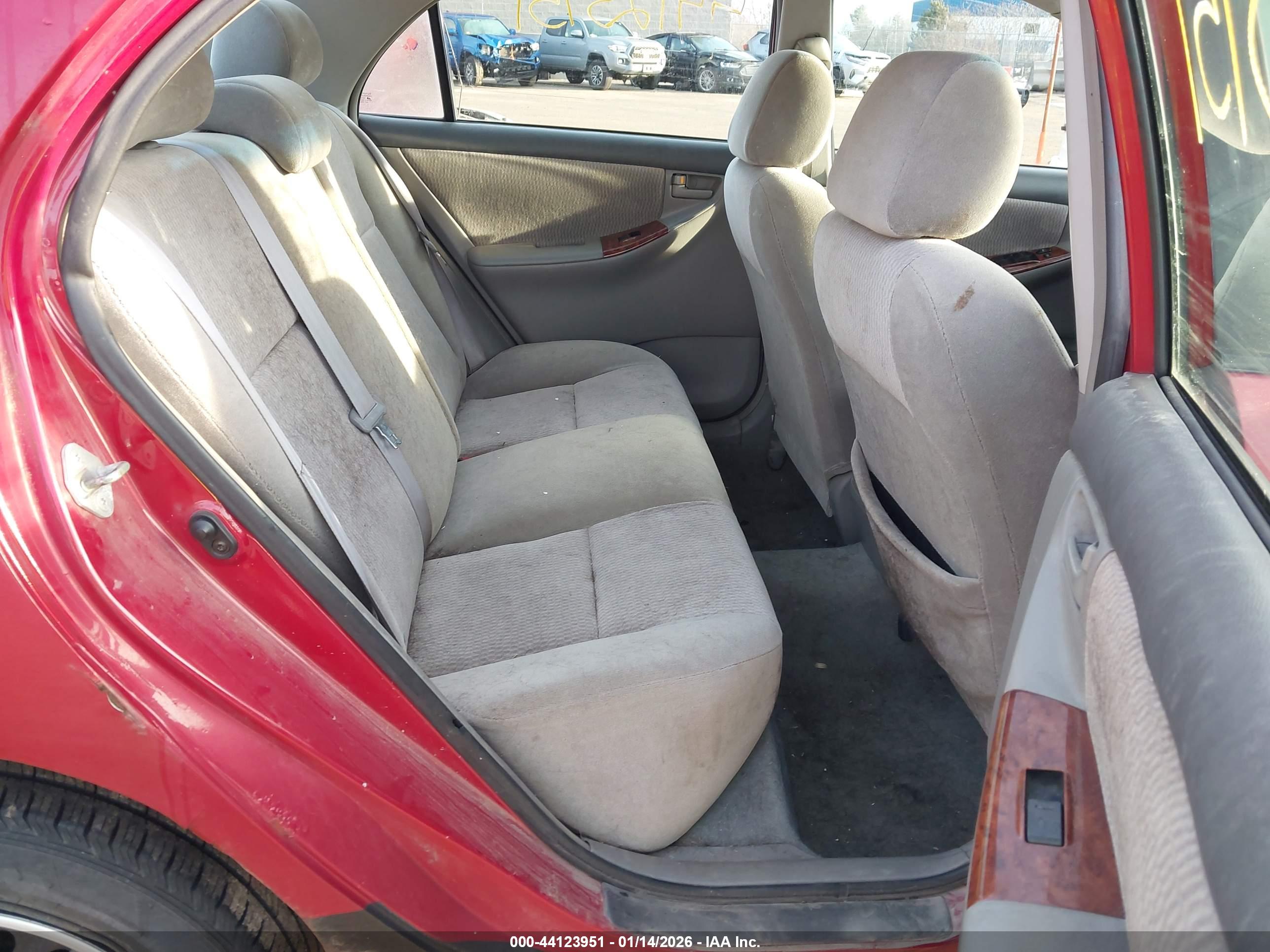 TOYOTA COROLLA image 8