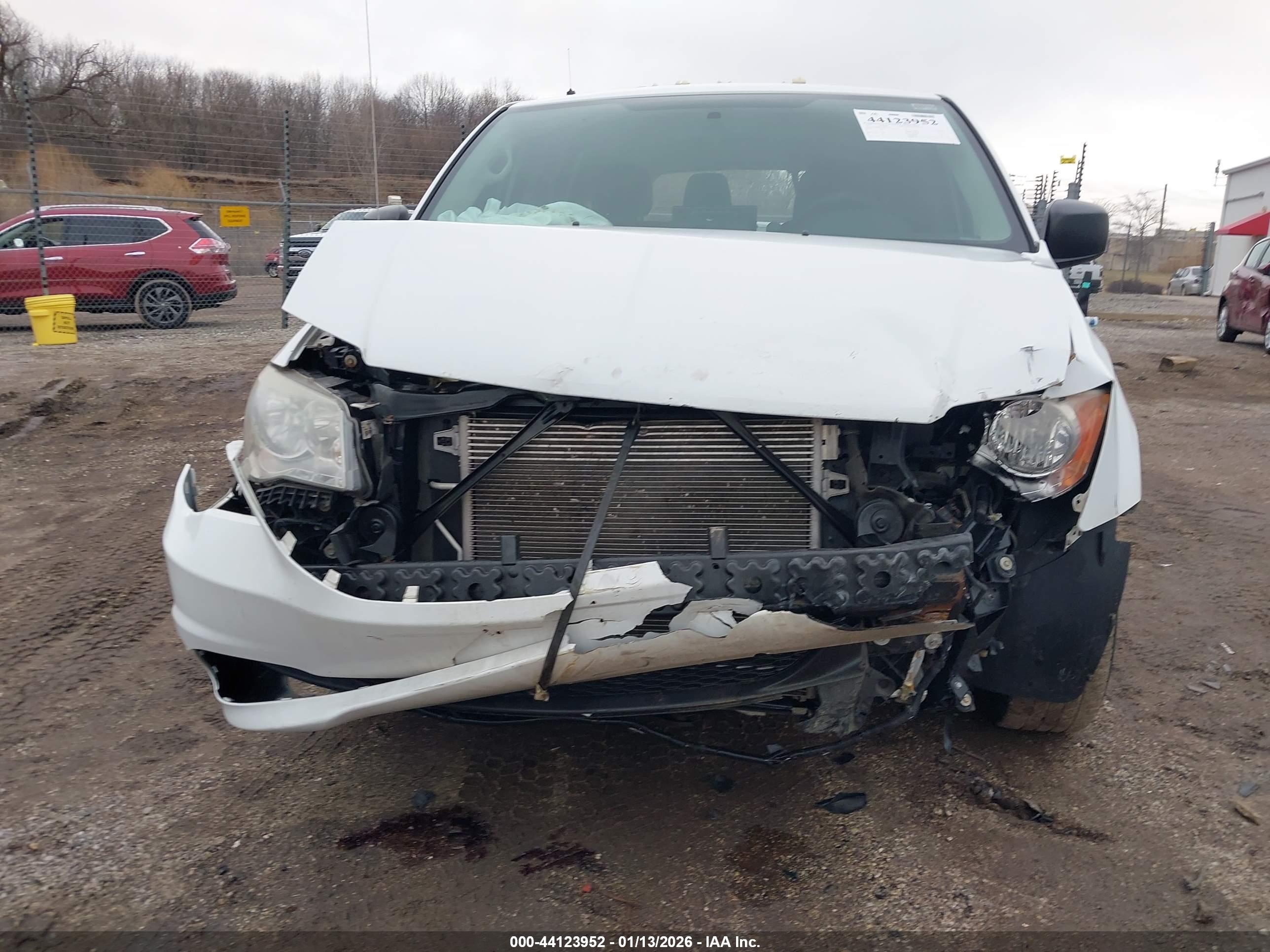 DODGE GRAND image 6