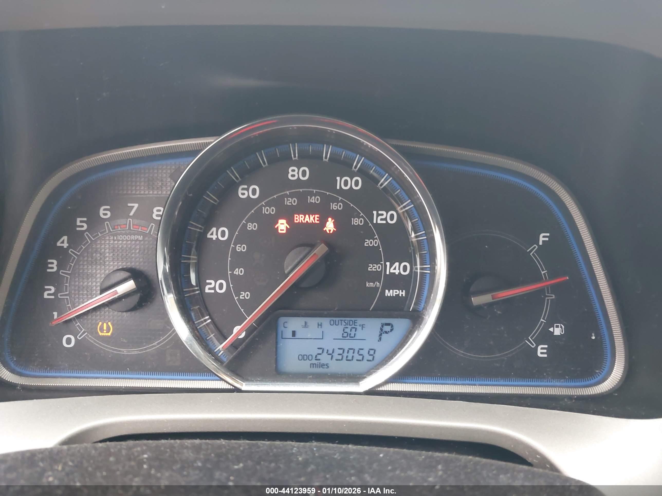 TOYOTA RAV4 image 7