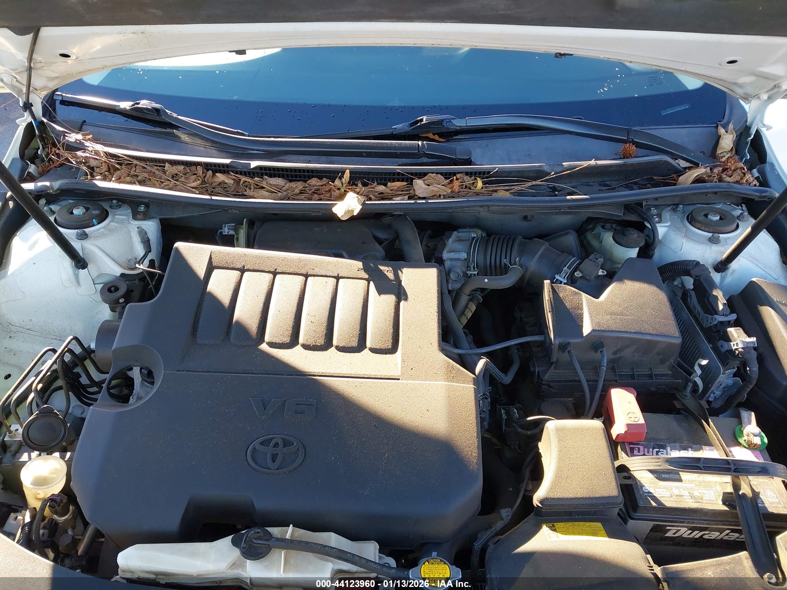 TOYOTA AVALON image 10