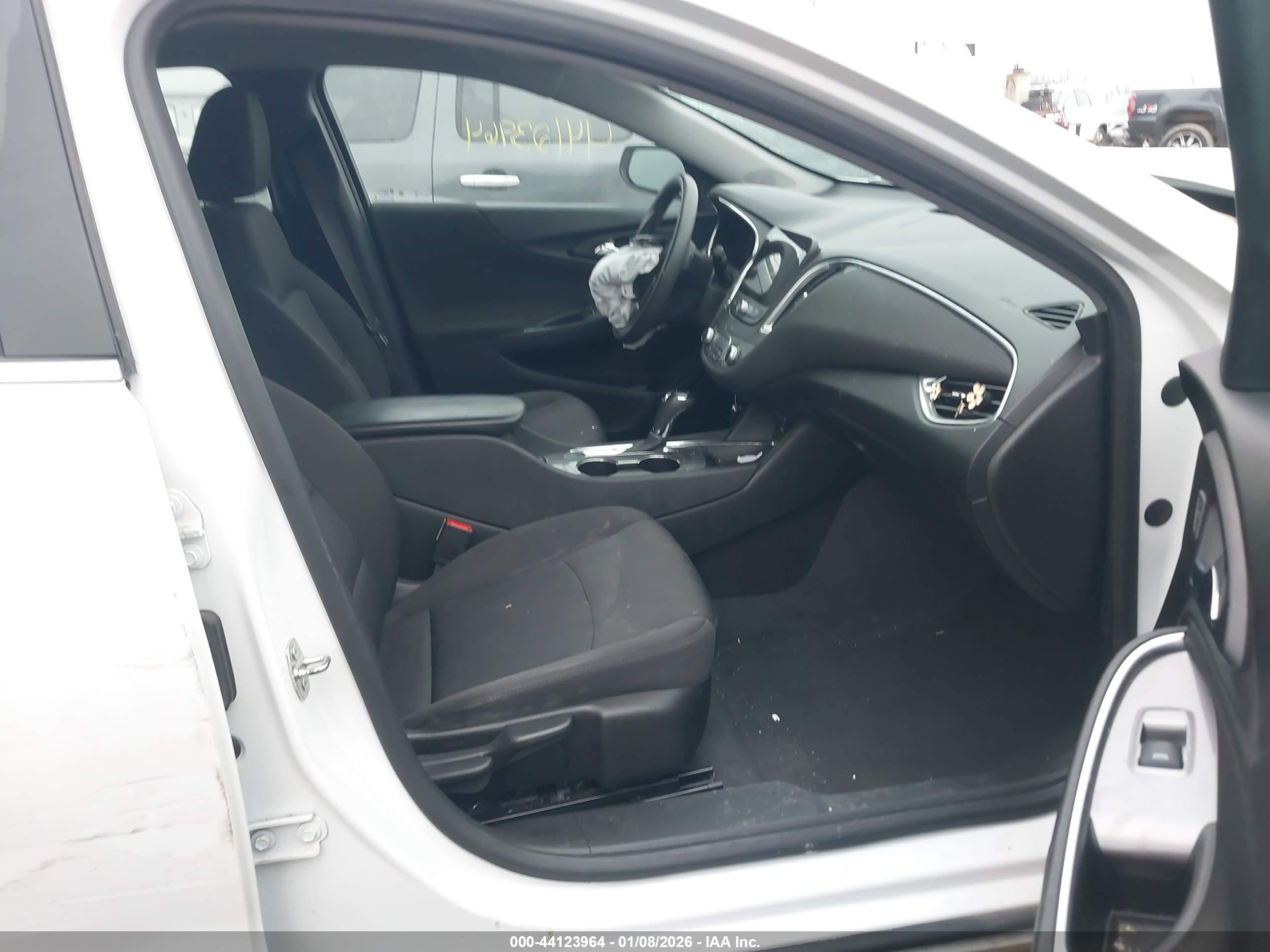 CHEVROLET MALIBU image 5