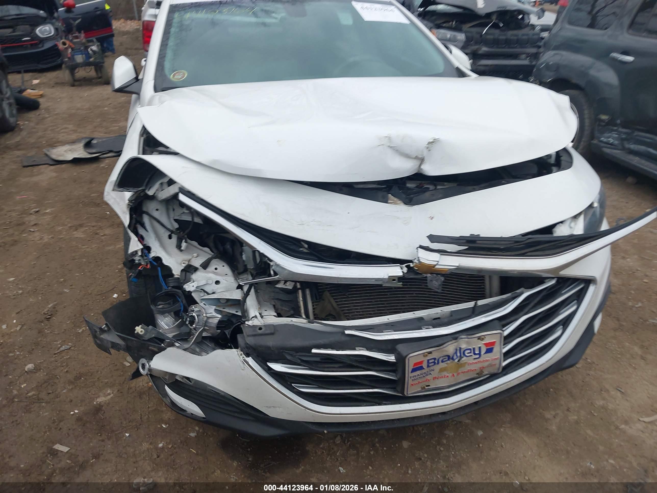 CHEVROLET MALIBU image 6