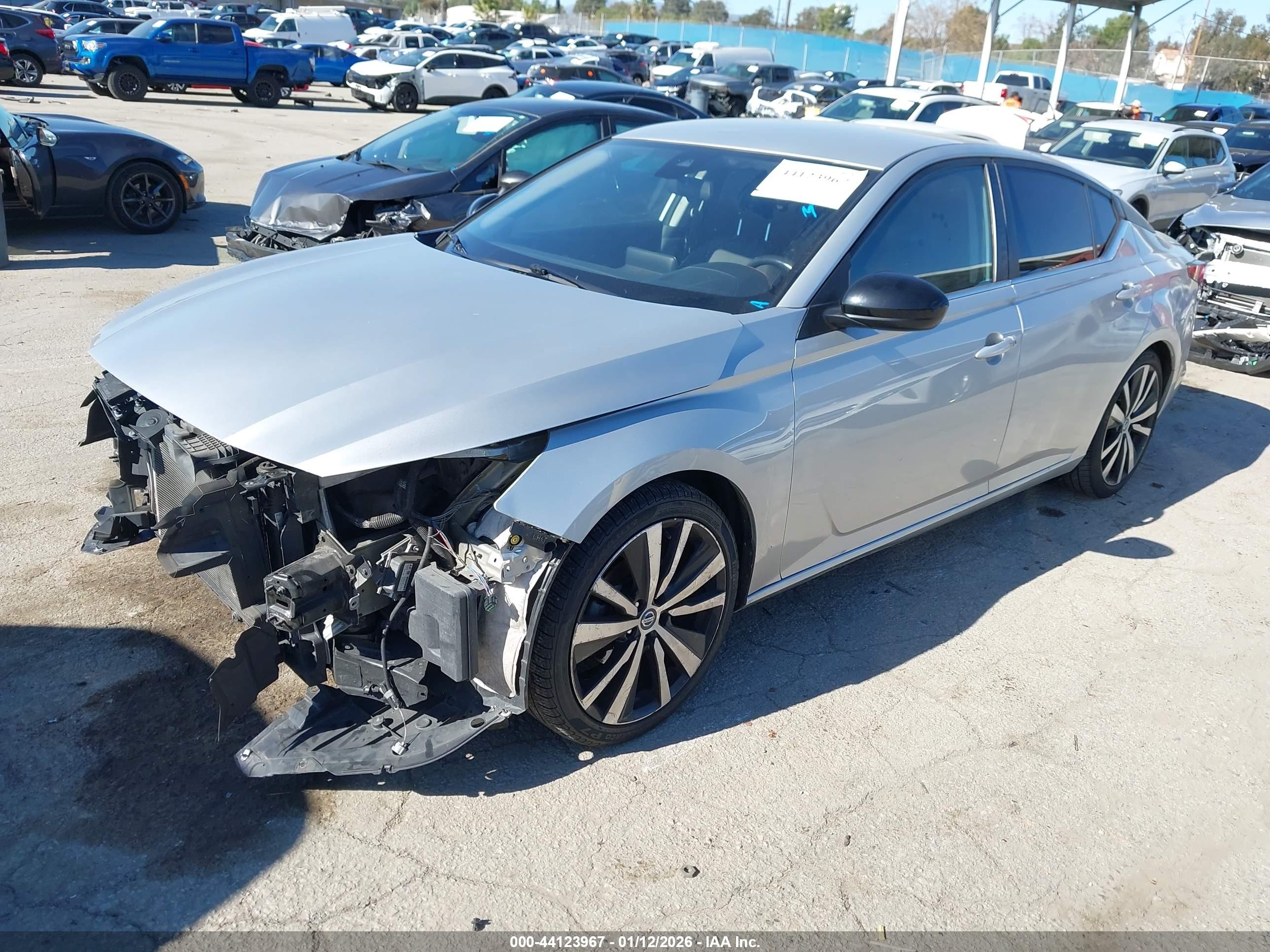 NISSAN ALTIMA image 2