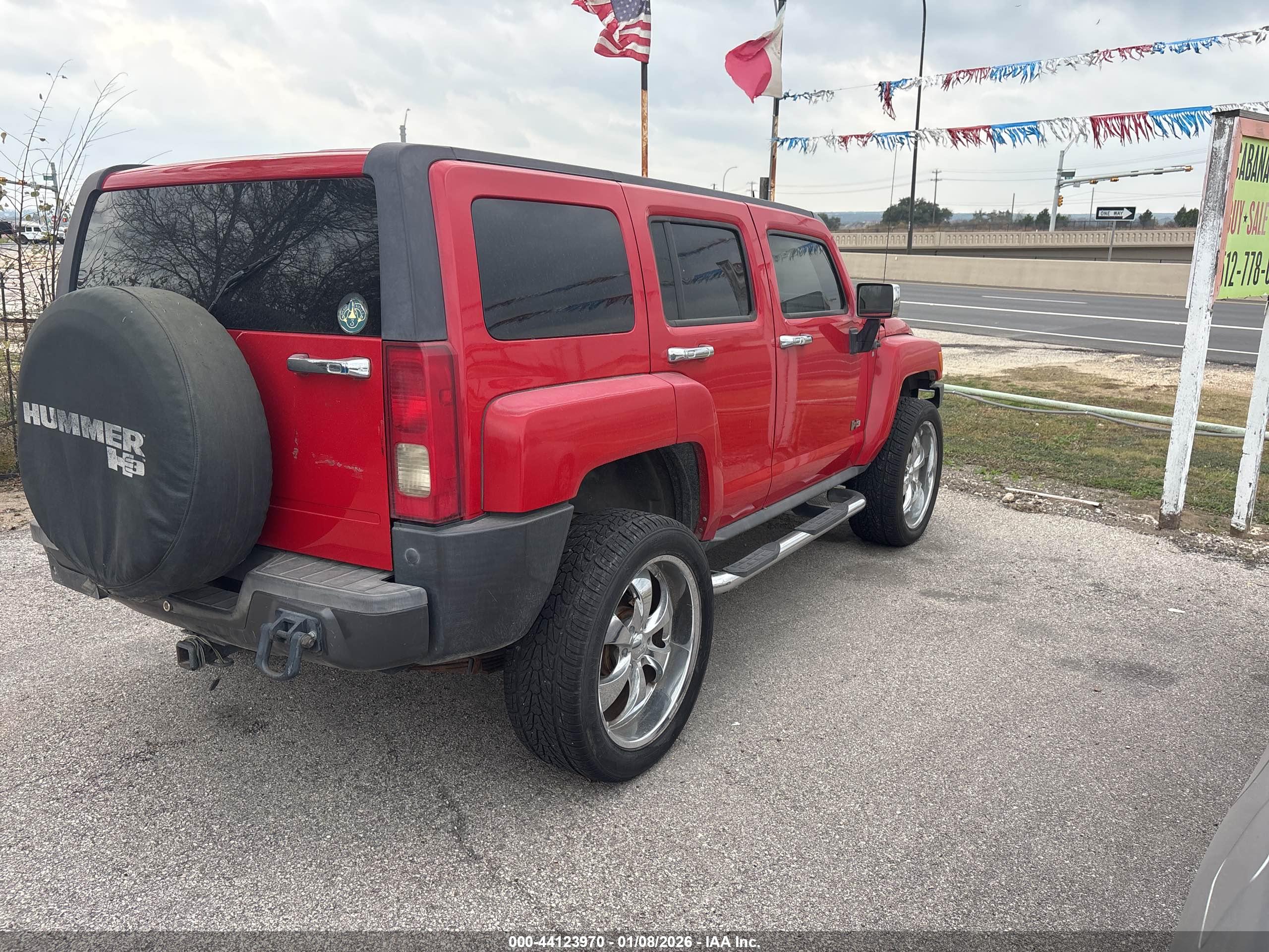 HUMMER H3 image 4