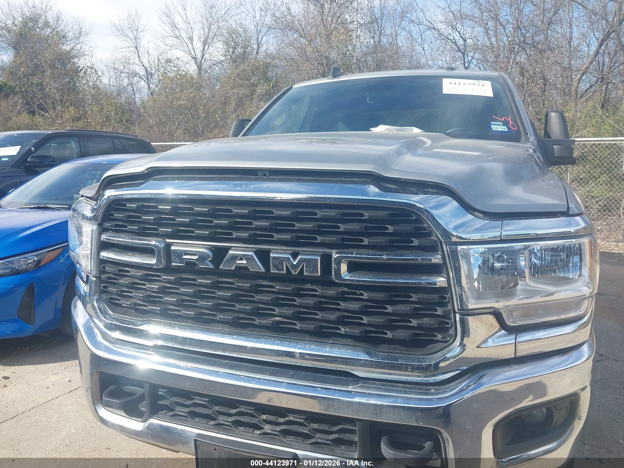 RAM 2500 image 6
