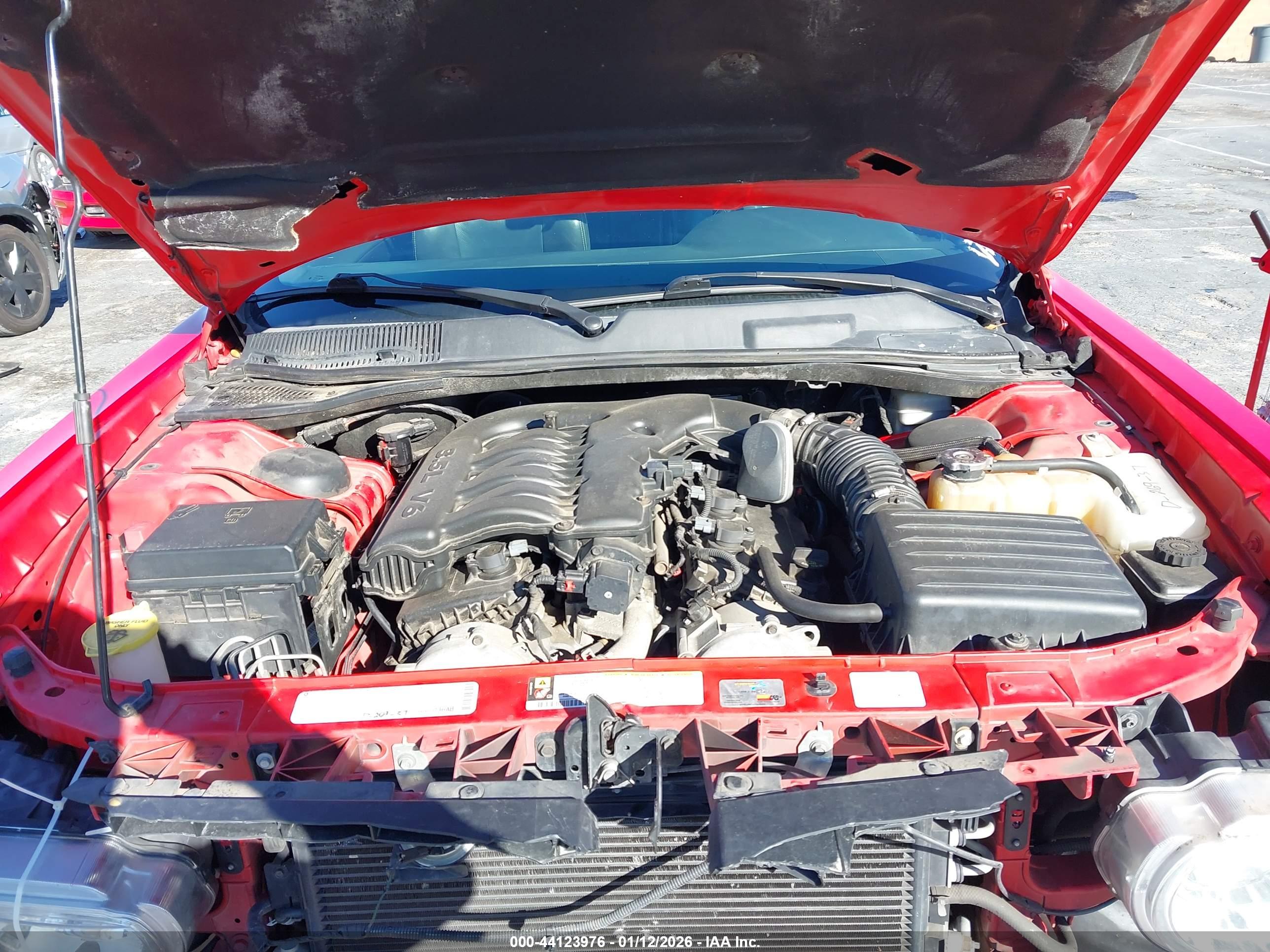 DODGE CHALLENGER image 10