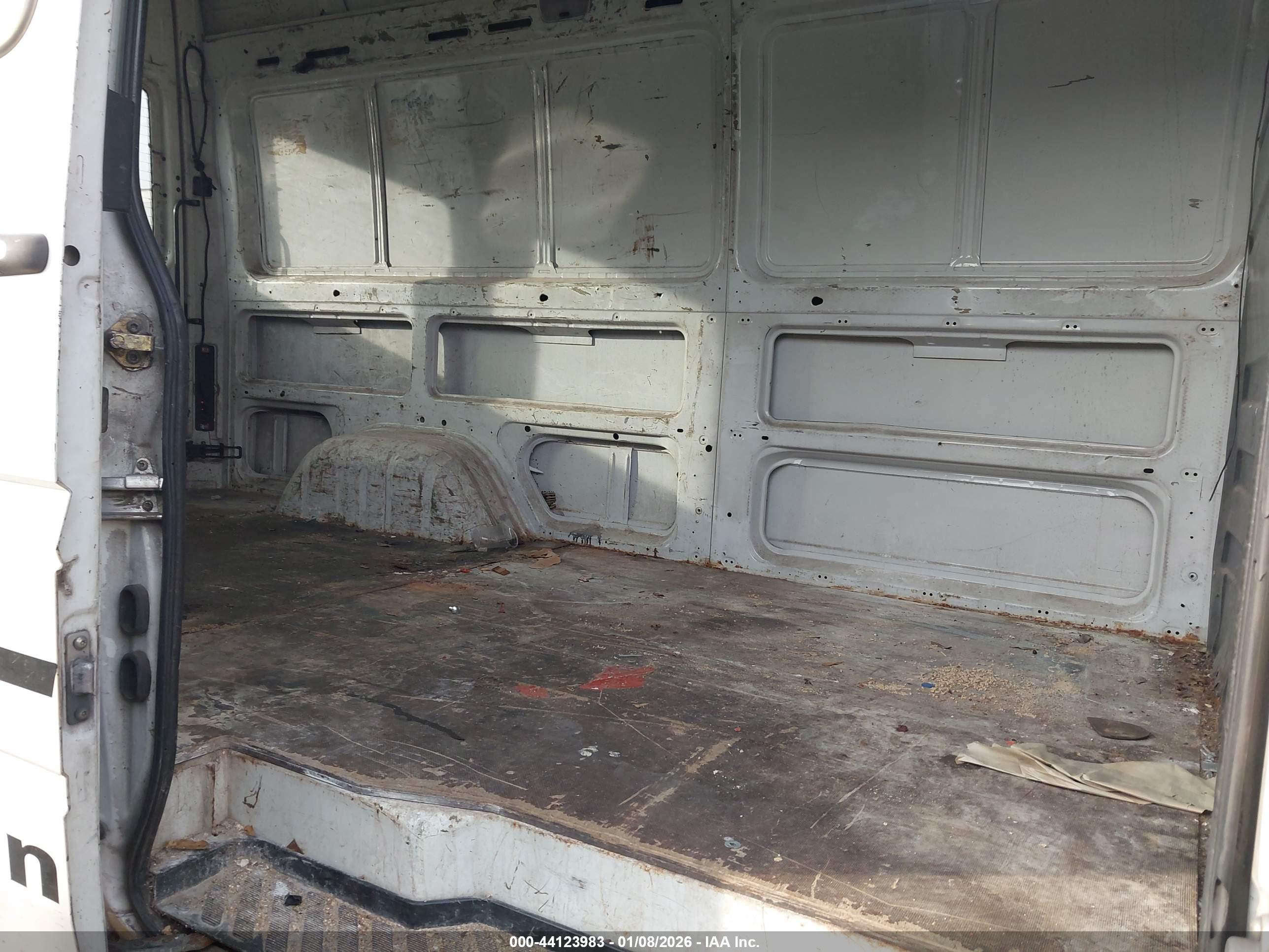 DODGE SPRINTER image 8