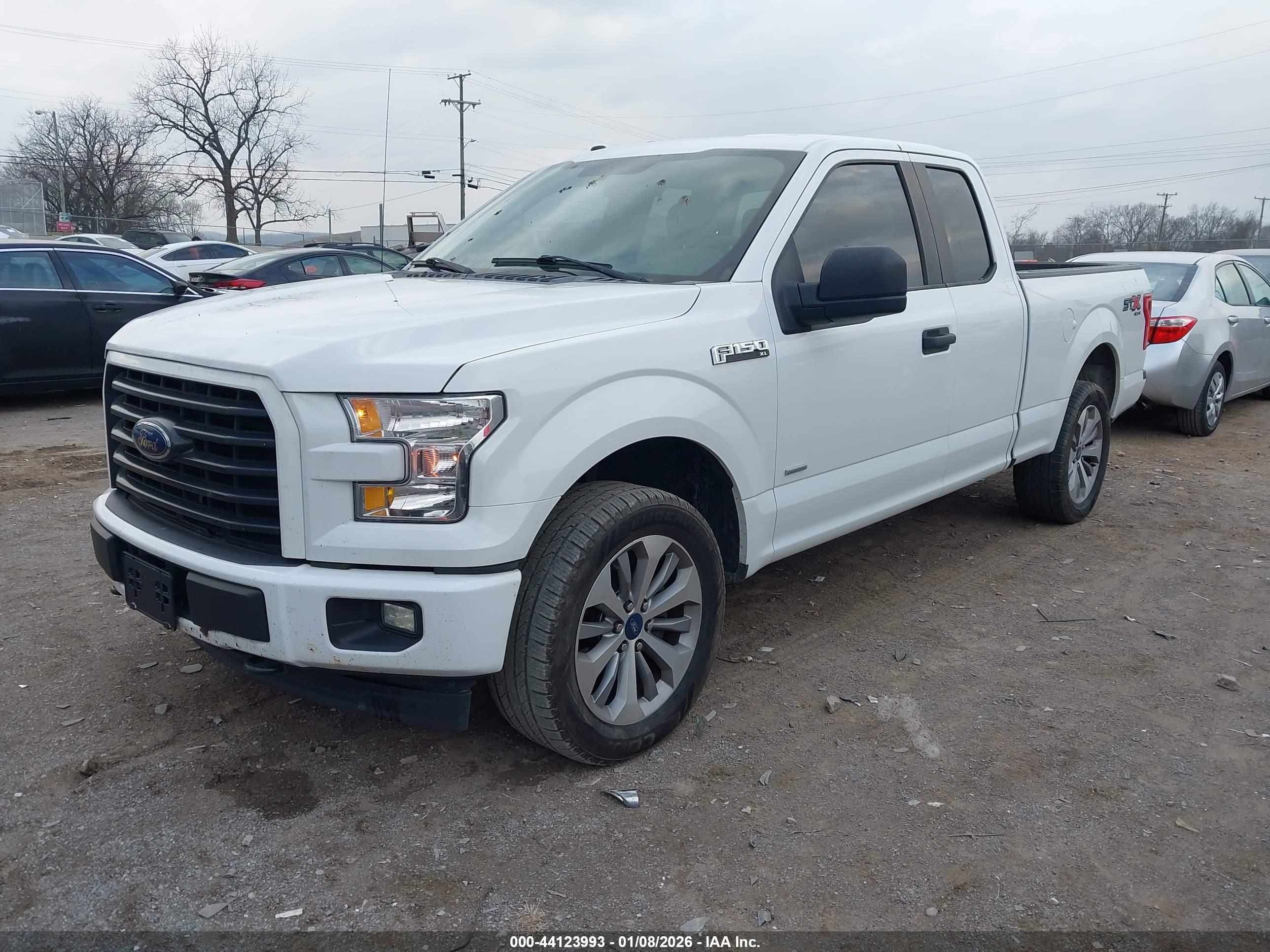 FORD F-150 image 2