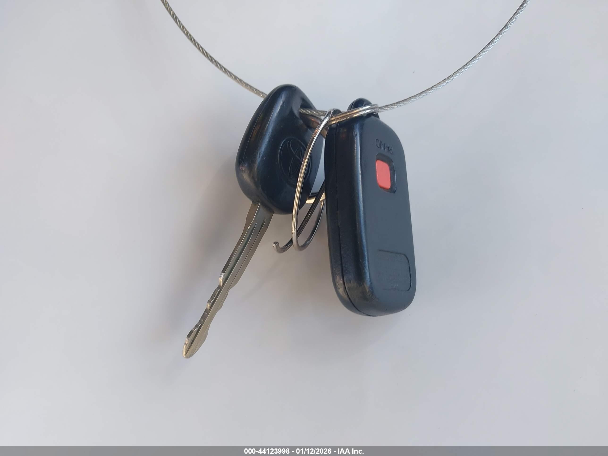 TOYOTA COROLLA image 11